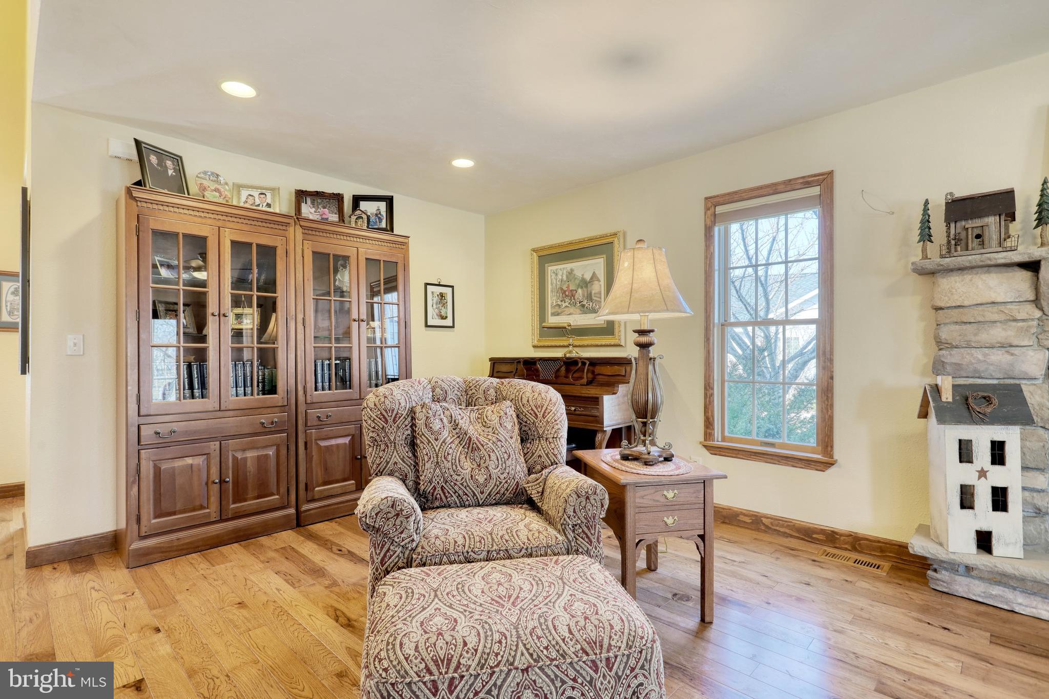 LITTLESTOWN - Residential