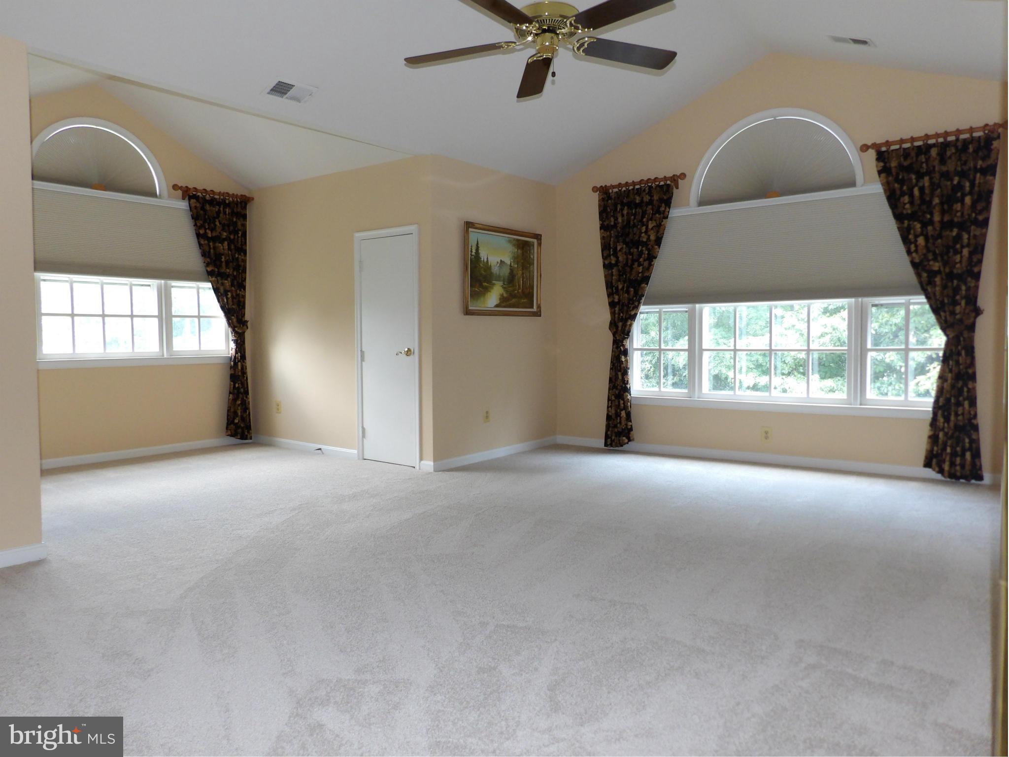 CAMBERLEY EAST - Residential