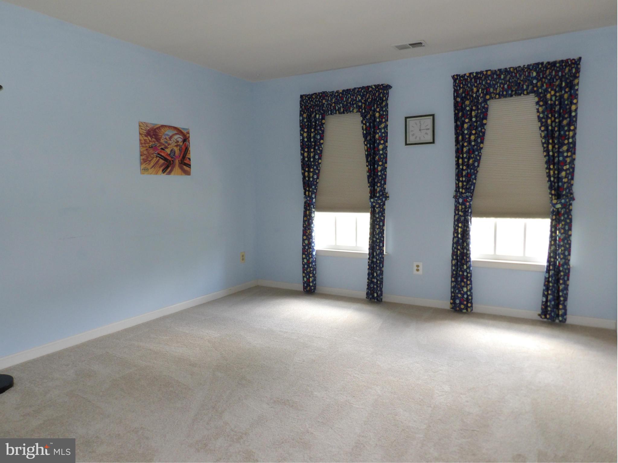 CAMBERLEY EAST - Residential