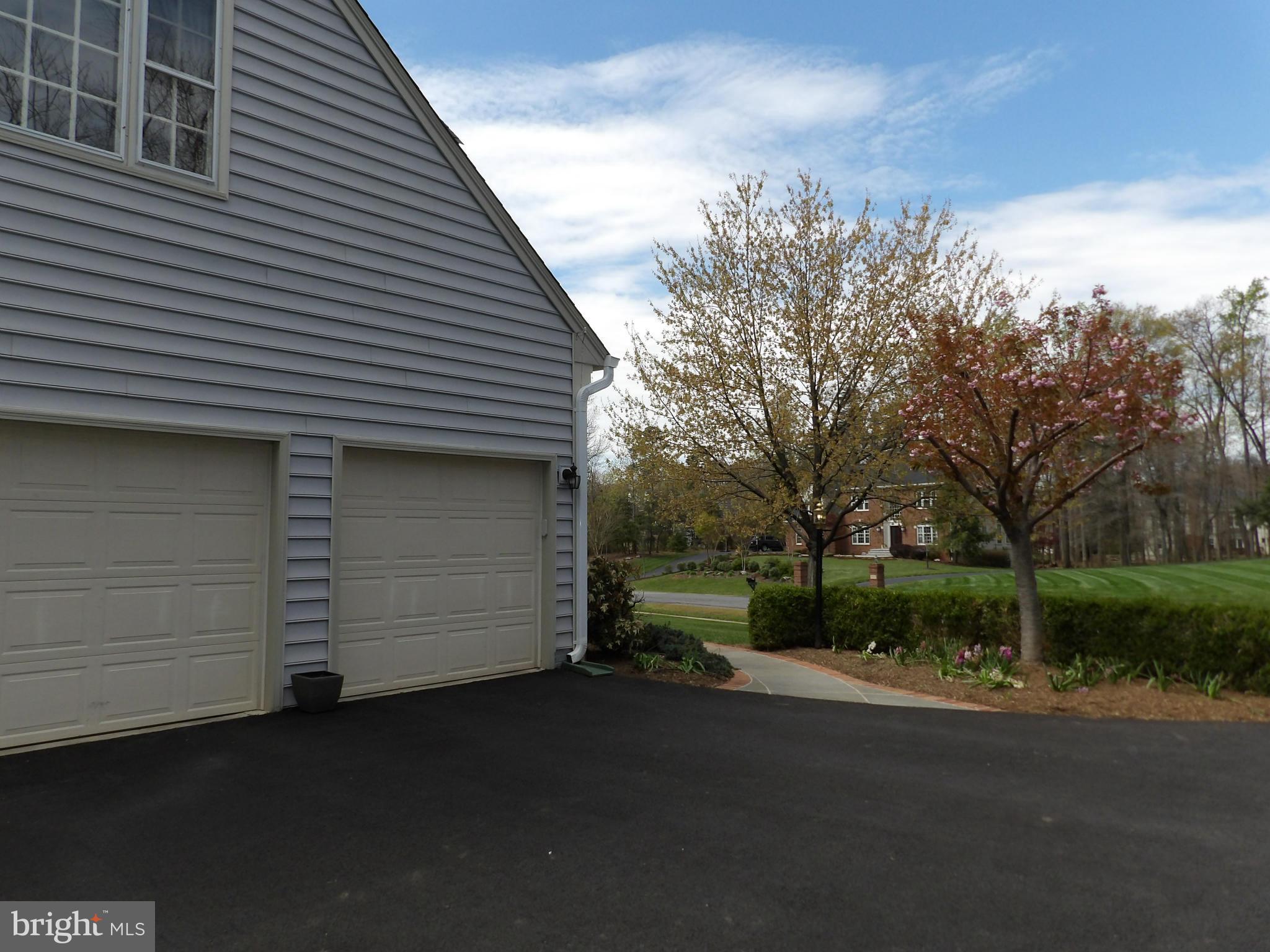 CAMBERLEY EAST - Residential