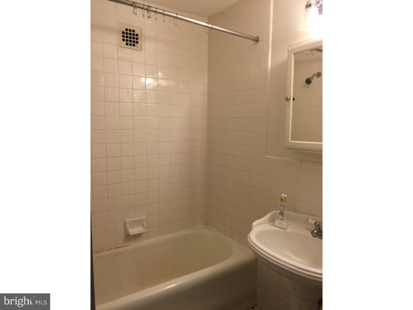 AVENUE OF THE ARTS - Residential Lease