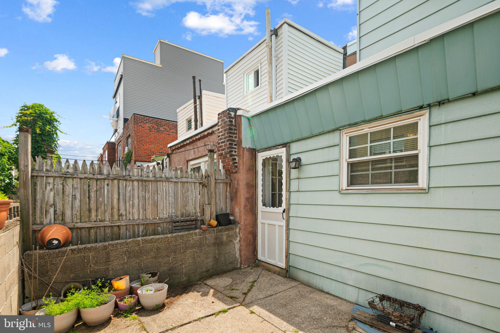 PASSYUNK SQUARE - Residential