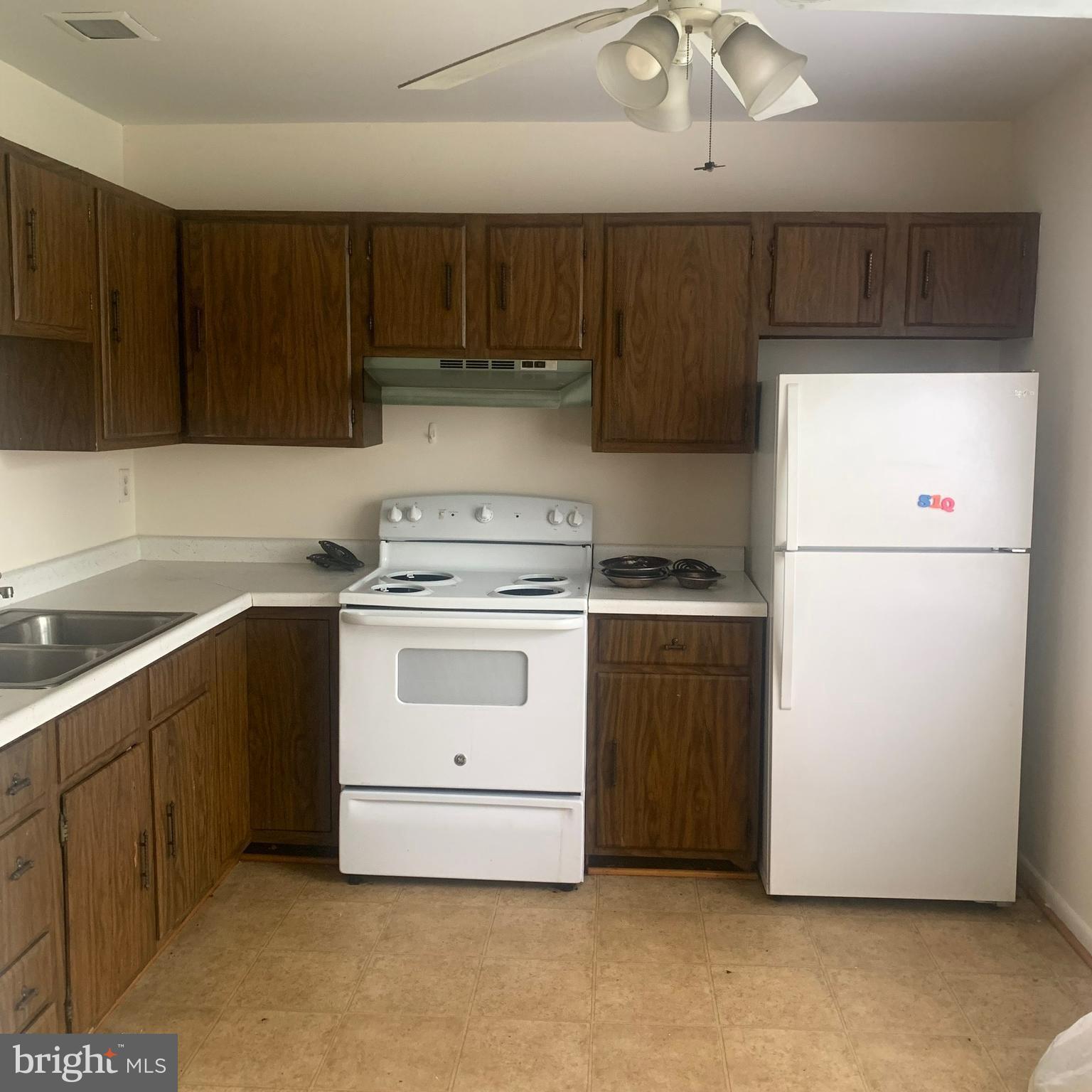 BATTLETOWN - Residential Lease