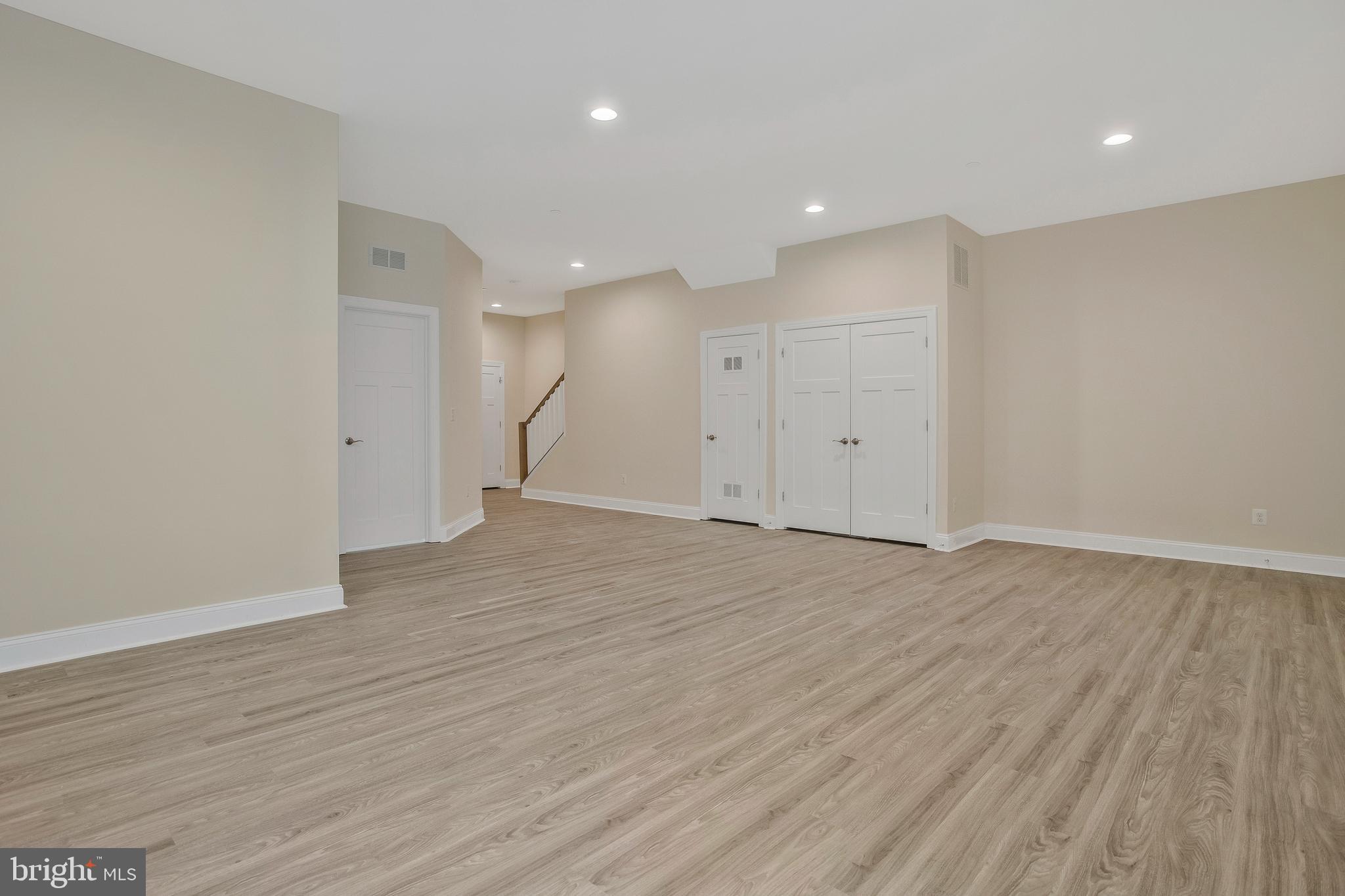 HARWOOD PARK - Residential