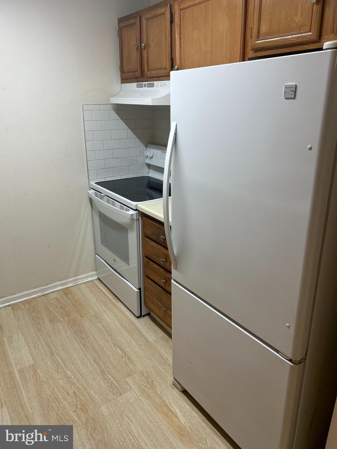 ASHTON CONDO - Residential