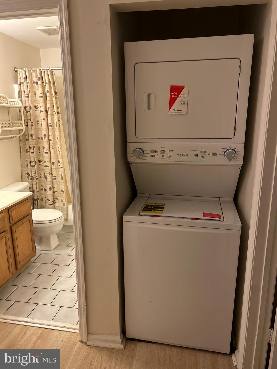 ASHTON CONDO - Residential