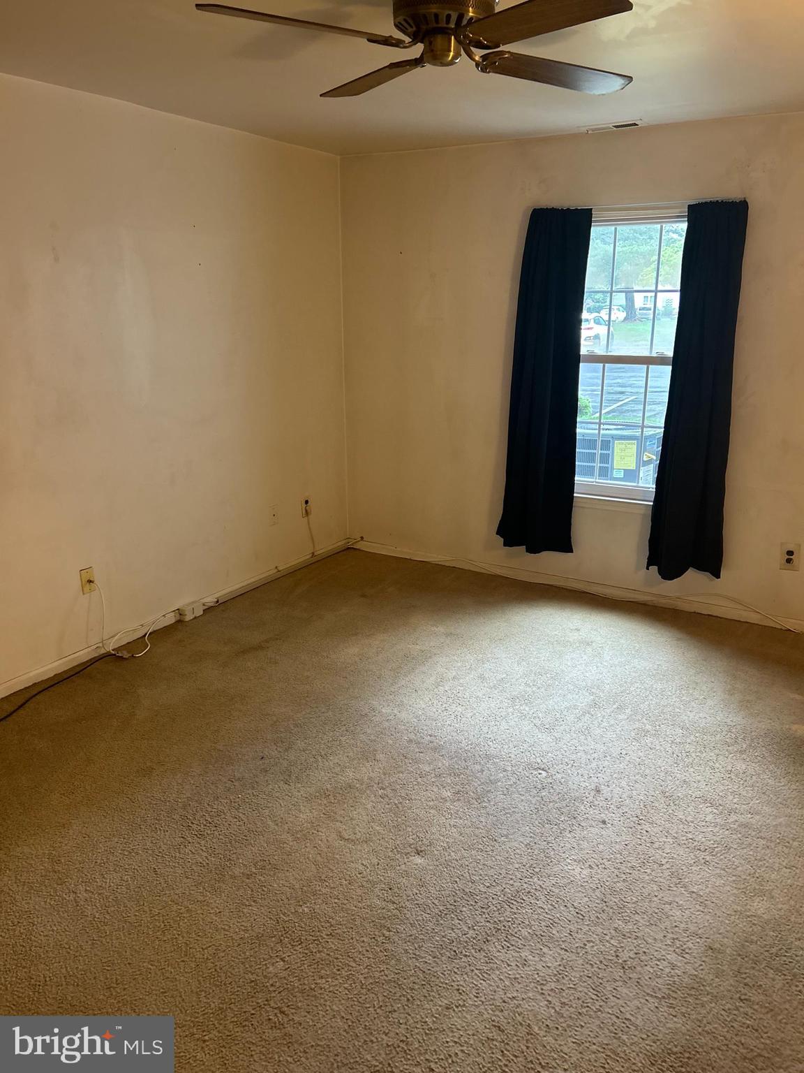 ASHTON CONDO - Residential