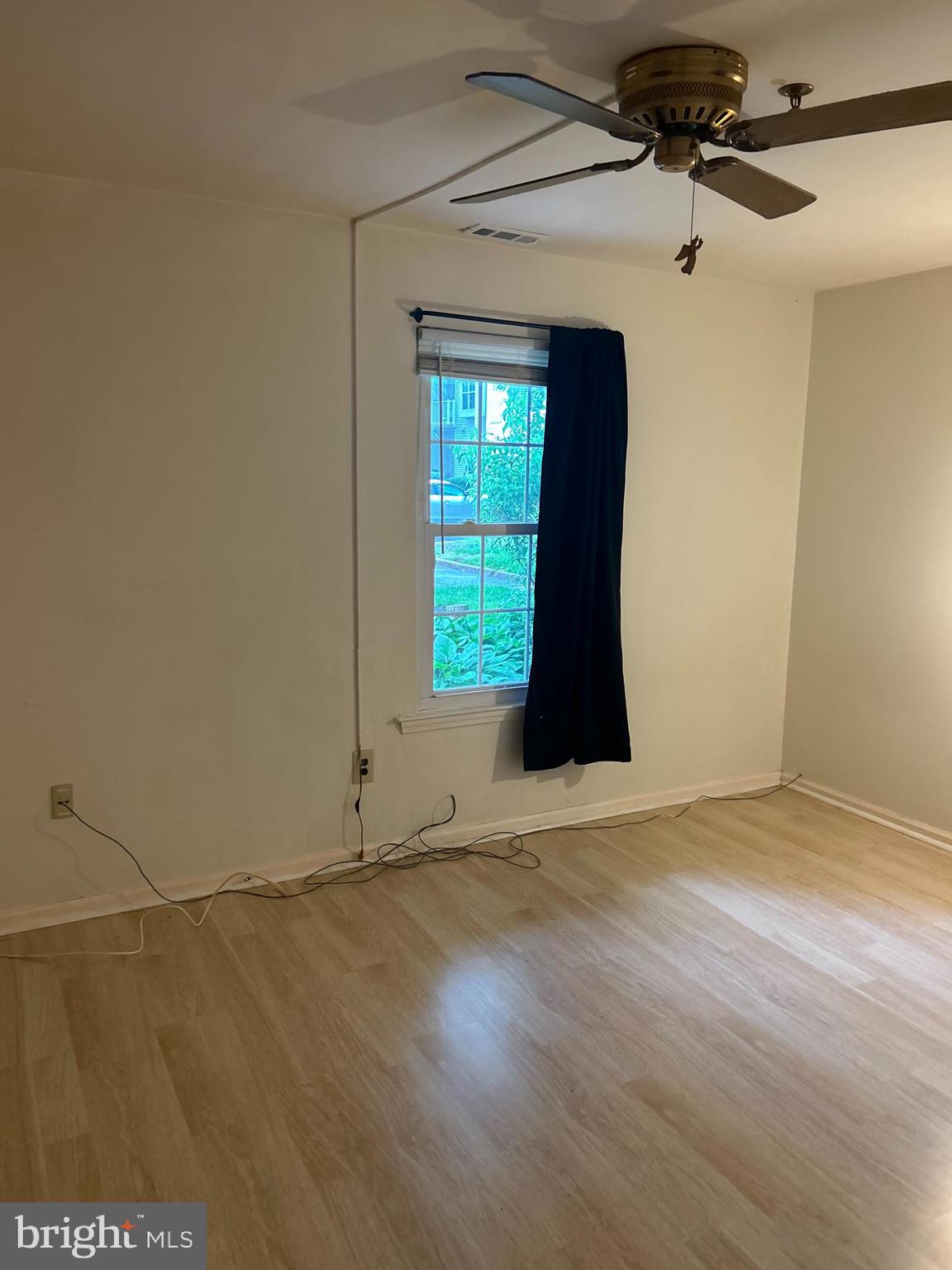 ASHTON CONDO - Residential