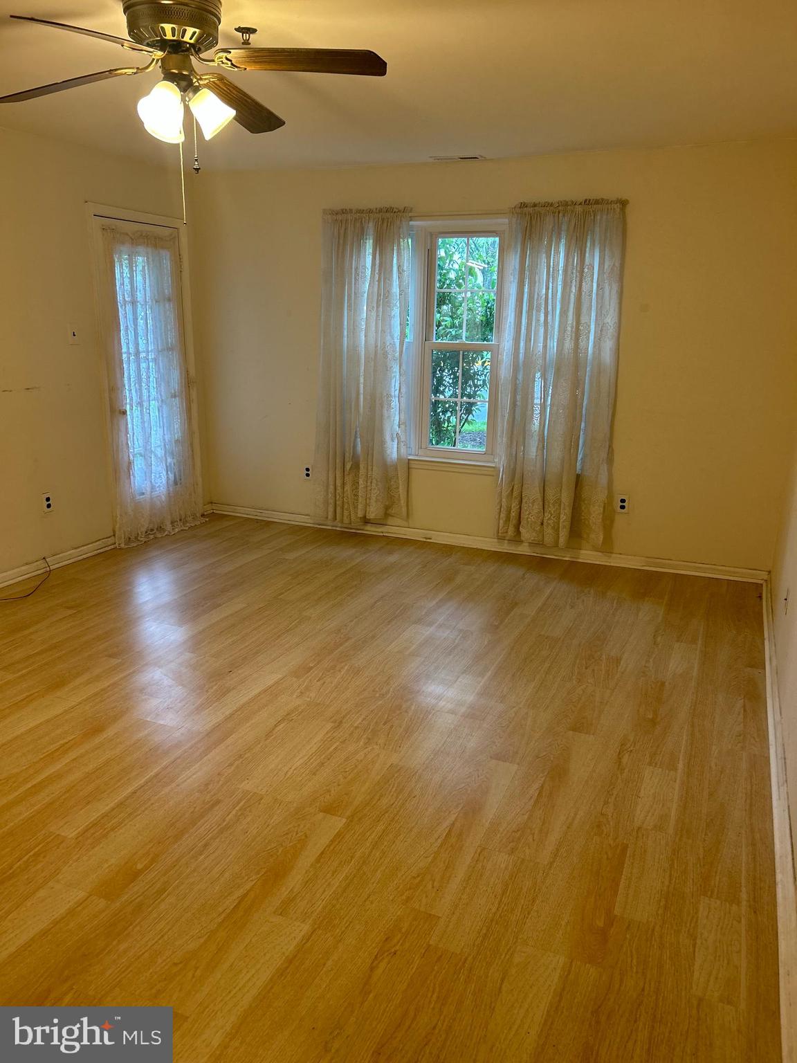 ASHTON CONDO - Residential