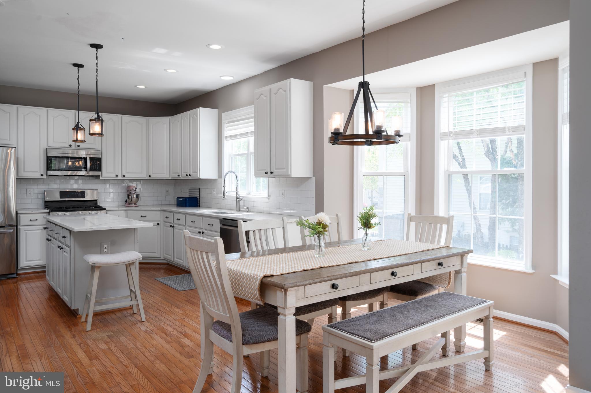 SOUTH RIDING - Residential