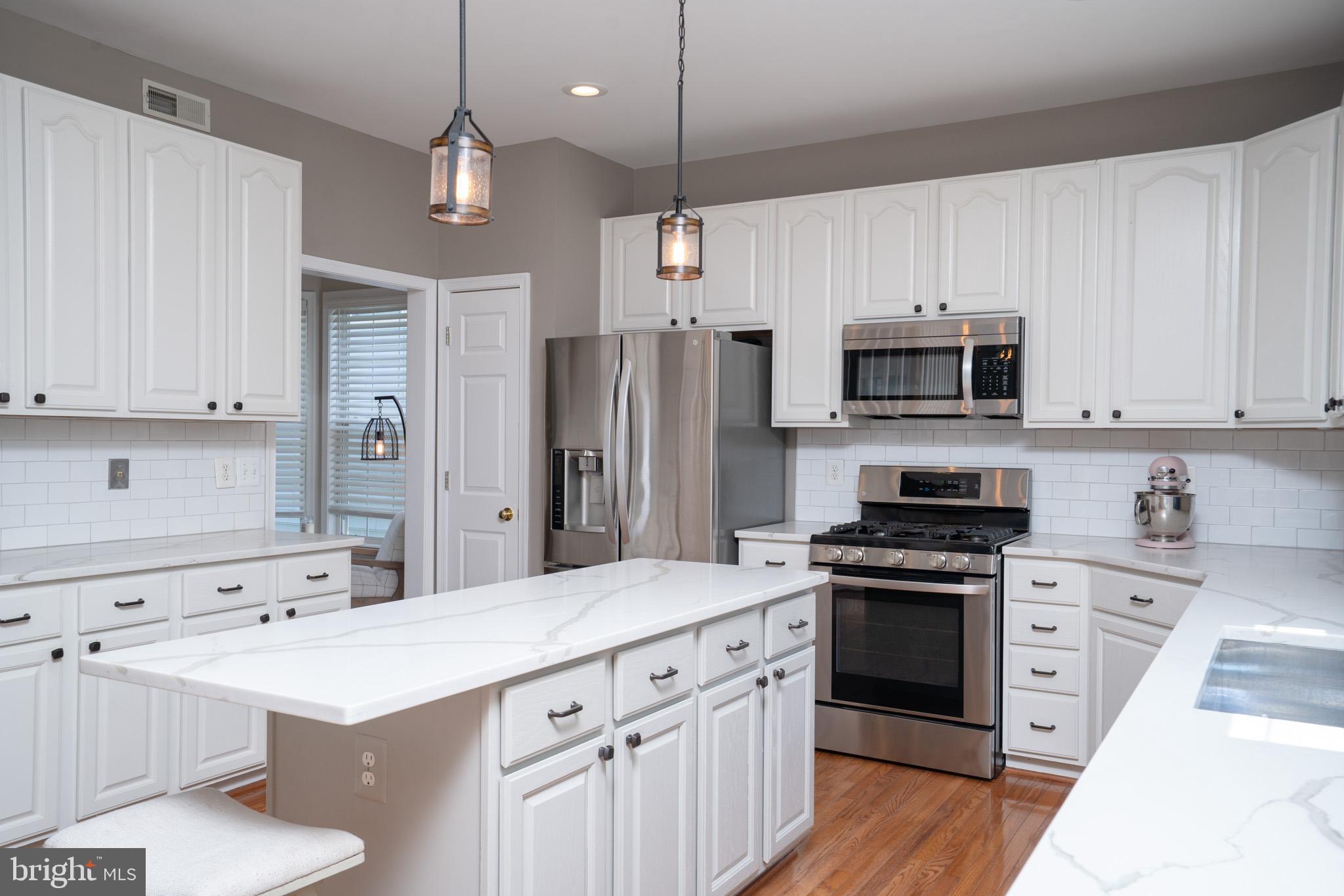 SOUTH RIDING - Residential