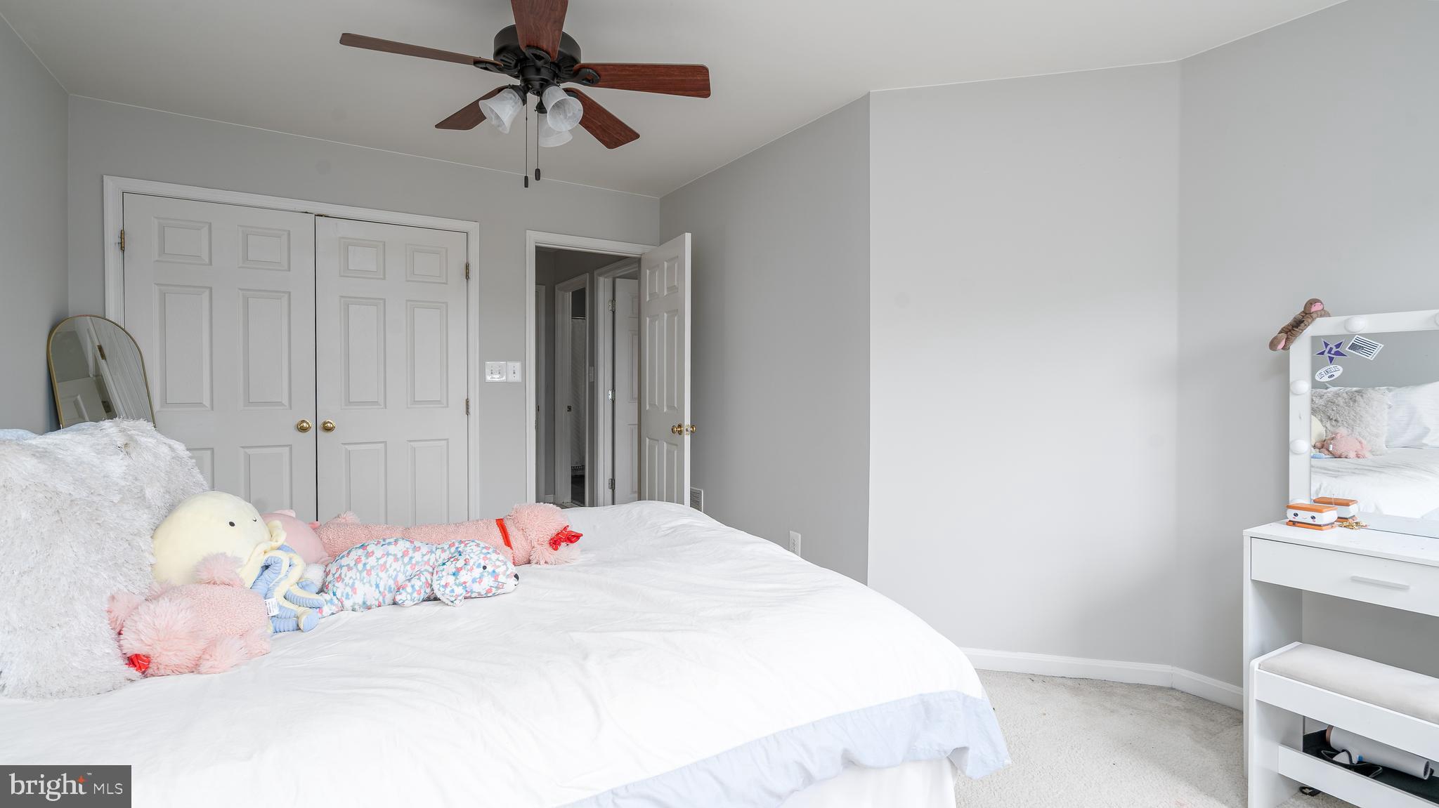 SOUTH RIDING - Residential