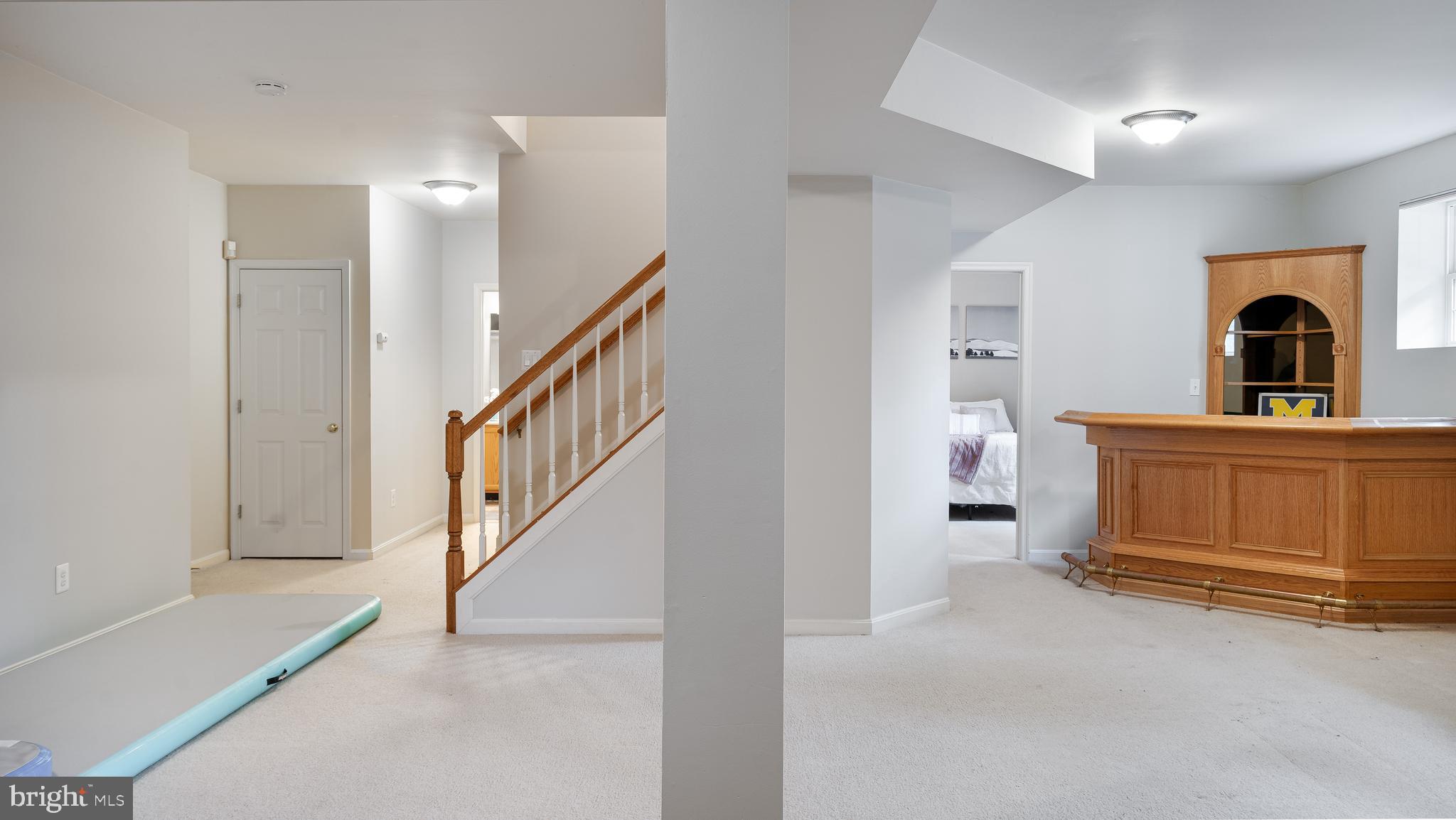 SOUTH RIDING - Residential