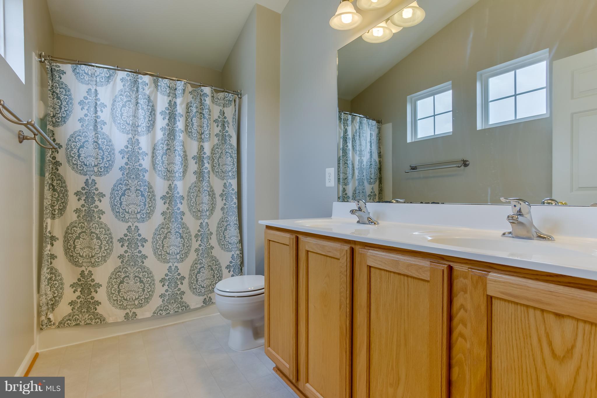 RIVERTON - Residential