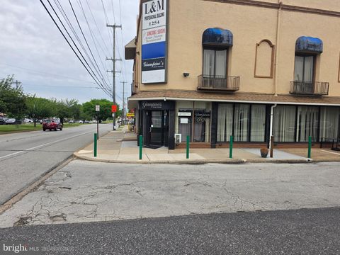Photo of 1254 W Chester Pike #101, HAVERTOWN, PA 19083 (MLS # PADE2116302)
