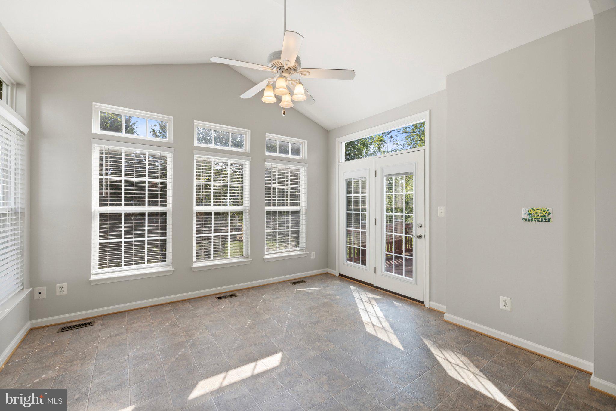 EIGHTEENTH CENTURY HAYMARKET - Residential