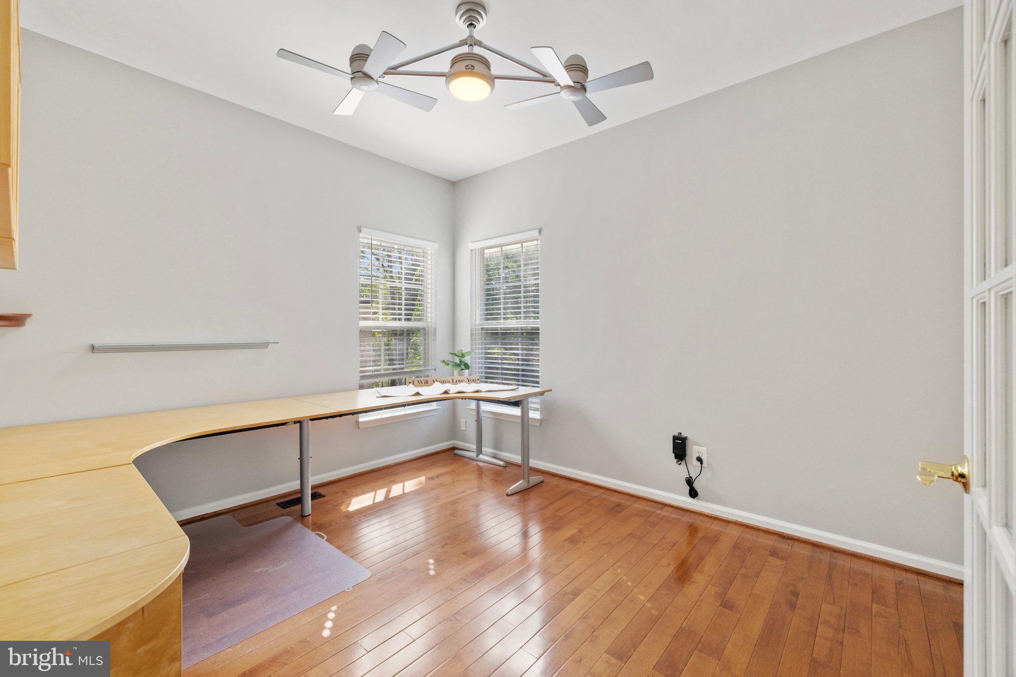 EIGHTEENTH CENTURY HAYMARKET - Residential