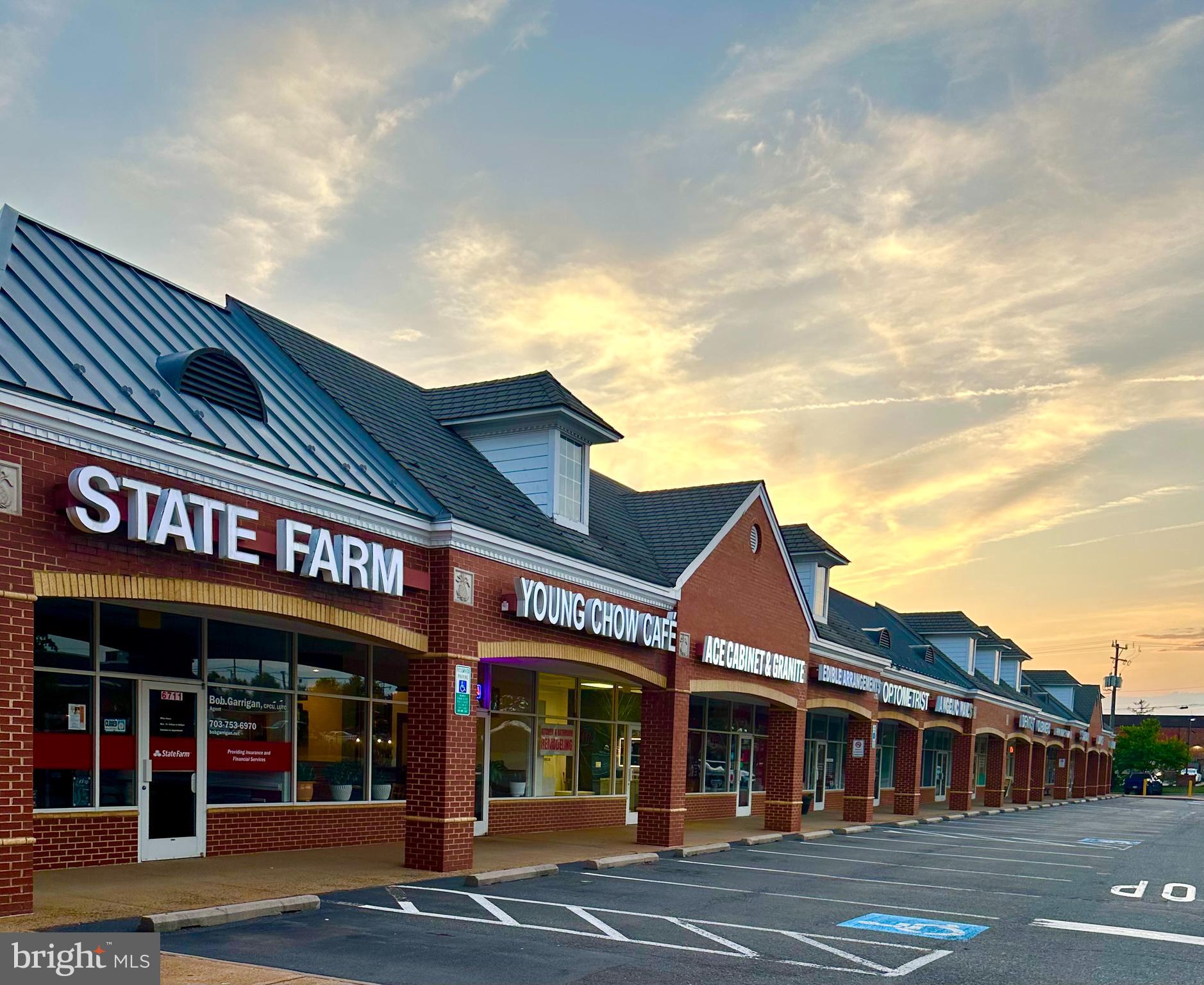 EIGHTEENTH CENTURY HAYMARKET - Residential