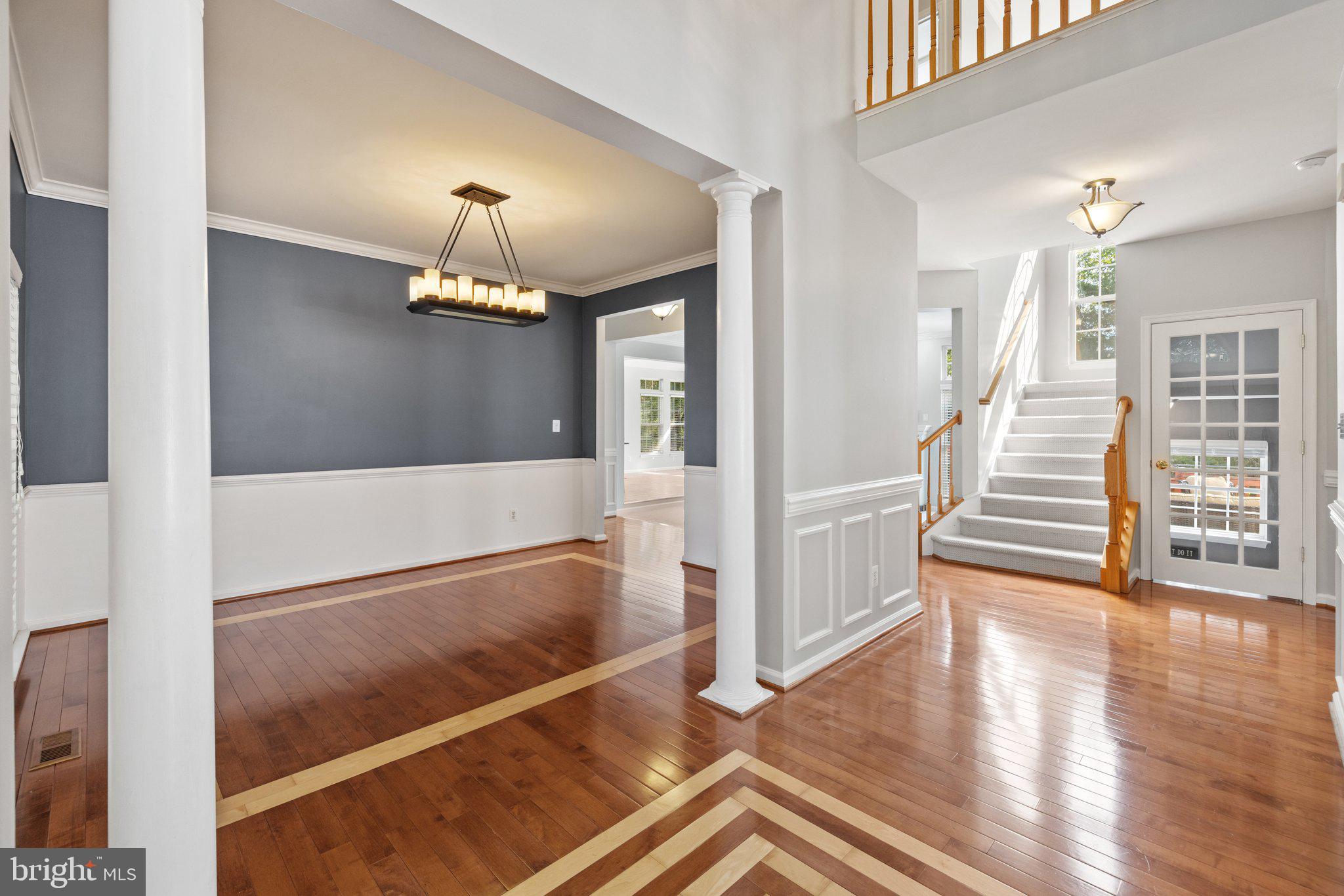 EIGHTEENTH CENTURY HAYMARKET - Residential