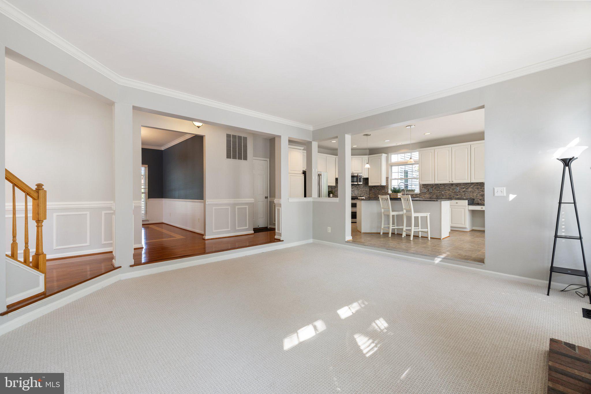 EIGHTEENTH CENTURY HAYMARKET - Residential