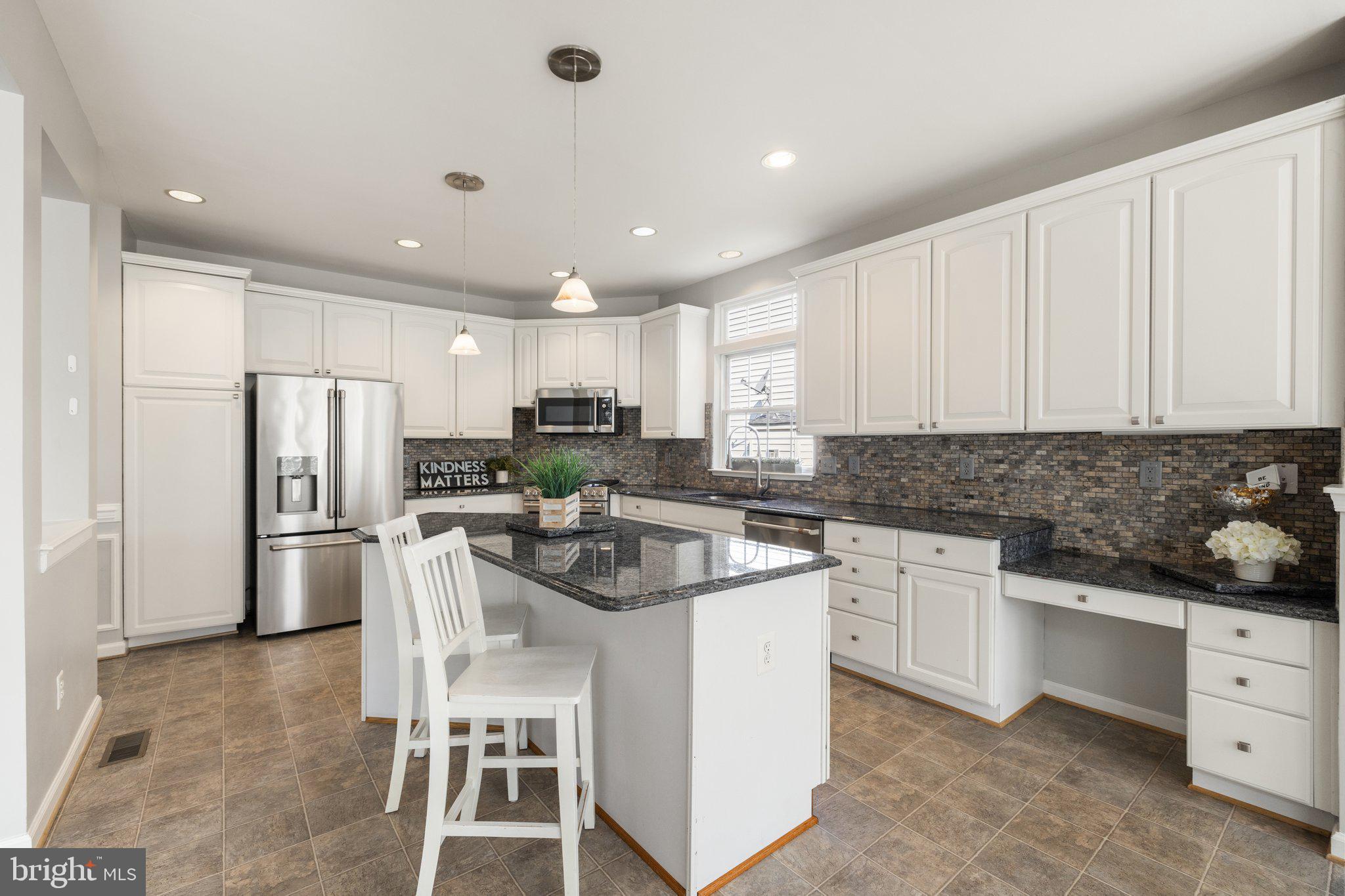 EIGHTEENTH CENTURY HAYMARKET - Residential