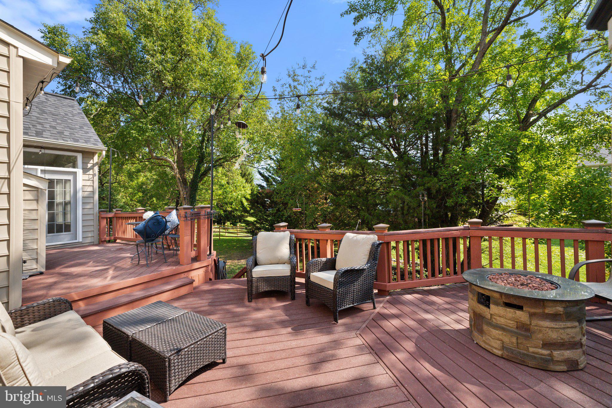 EIGHTEENTH CENTURY HAYMARKET - Residential