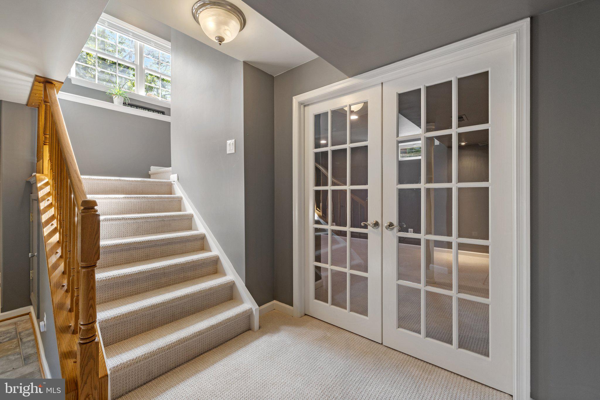 EIGHTEENTH CENTURY HAYMARKET - Residential