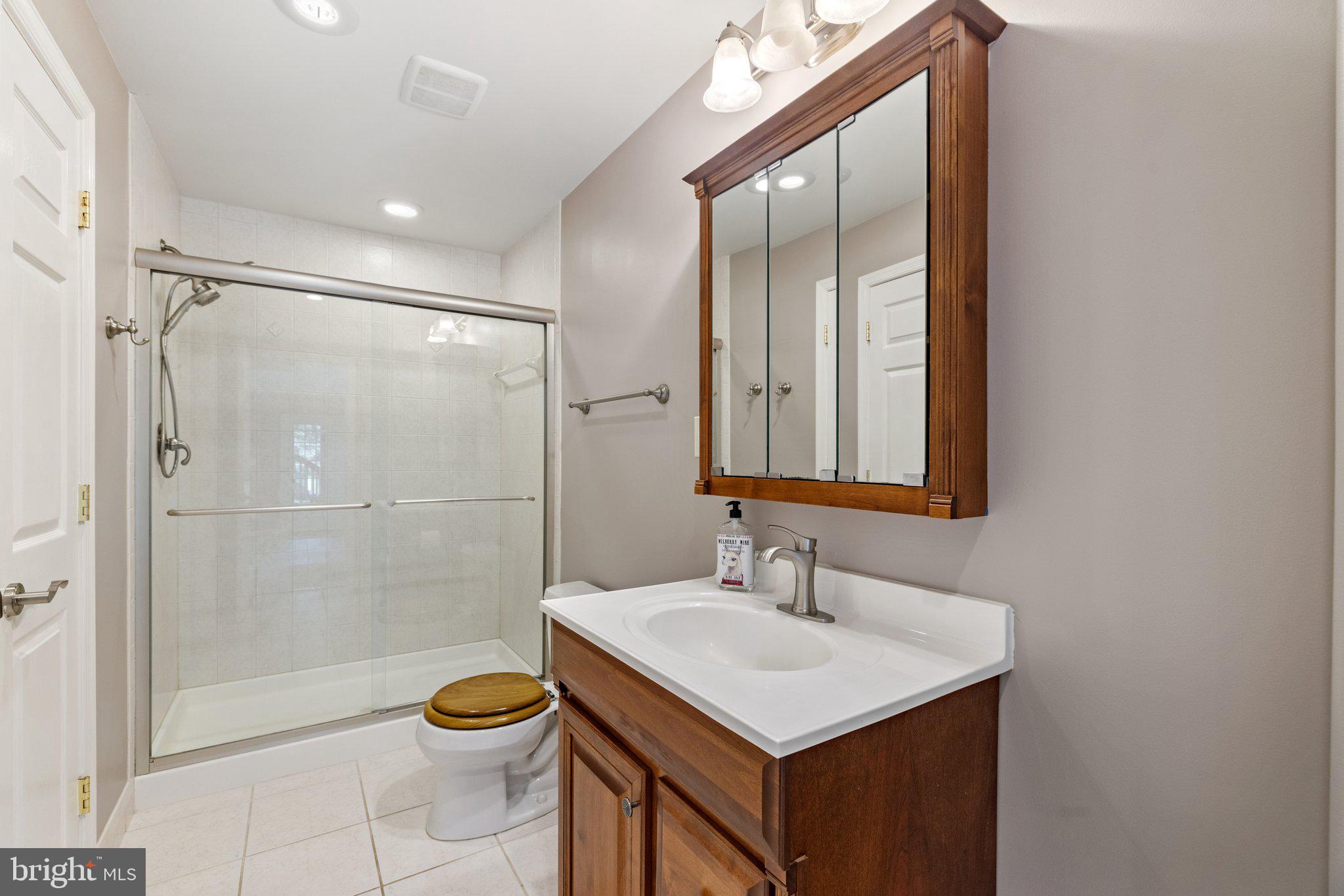 EIGHTEENTH CENTURY HAYMARKET - Residential