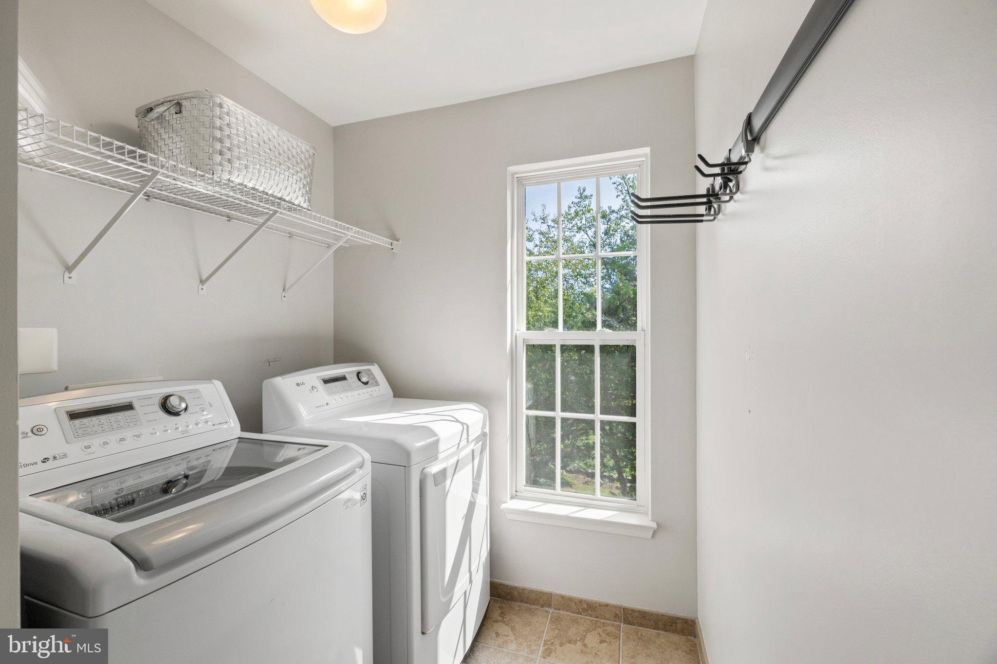 EIGHTEENTH CENTURY HAYMARKET - Residential