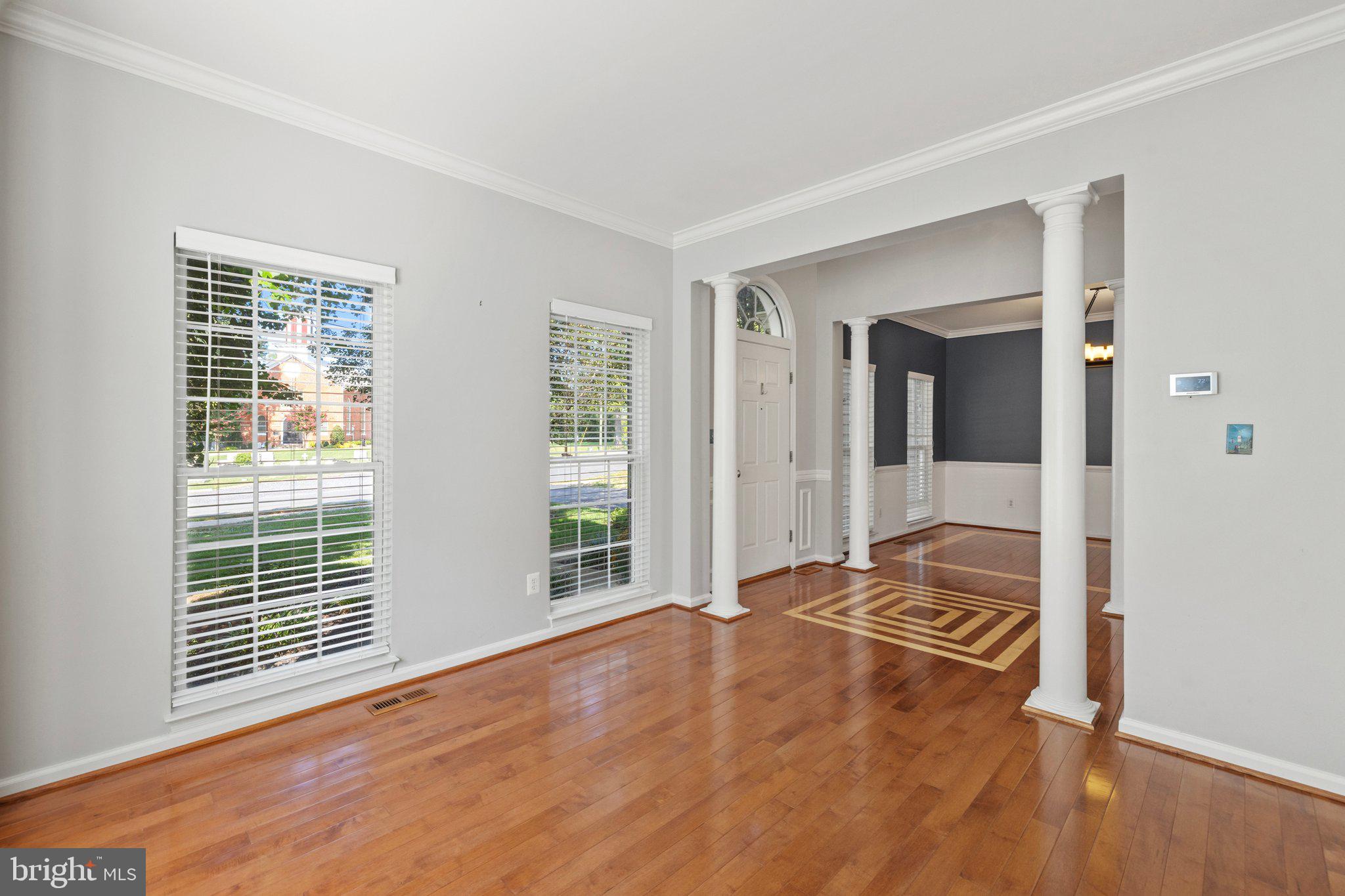 EIGHTEENTH CENTURY HAYMARKET - Residential