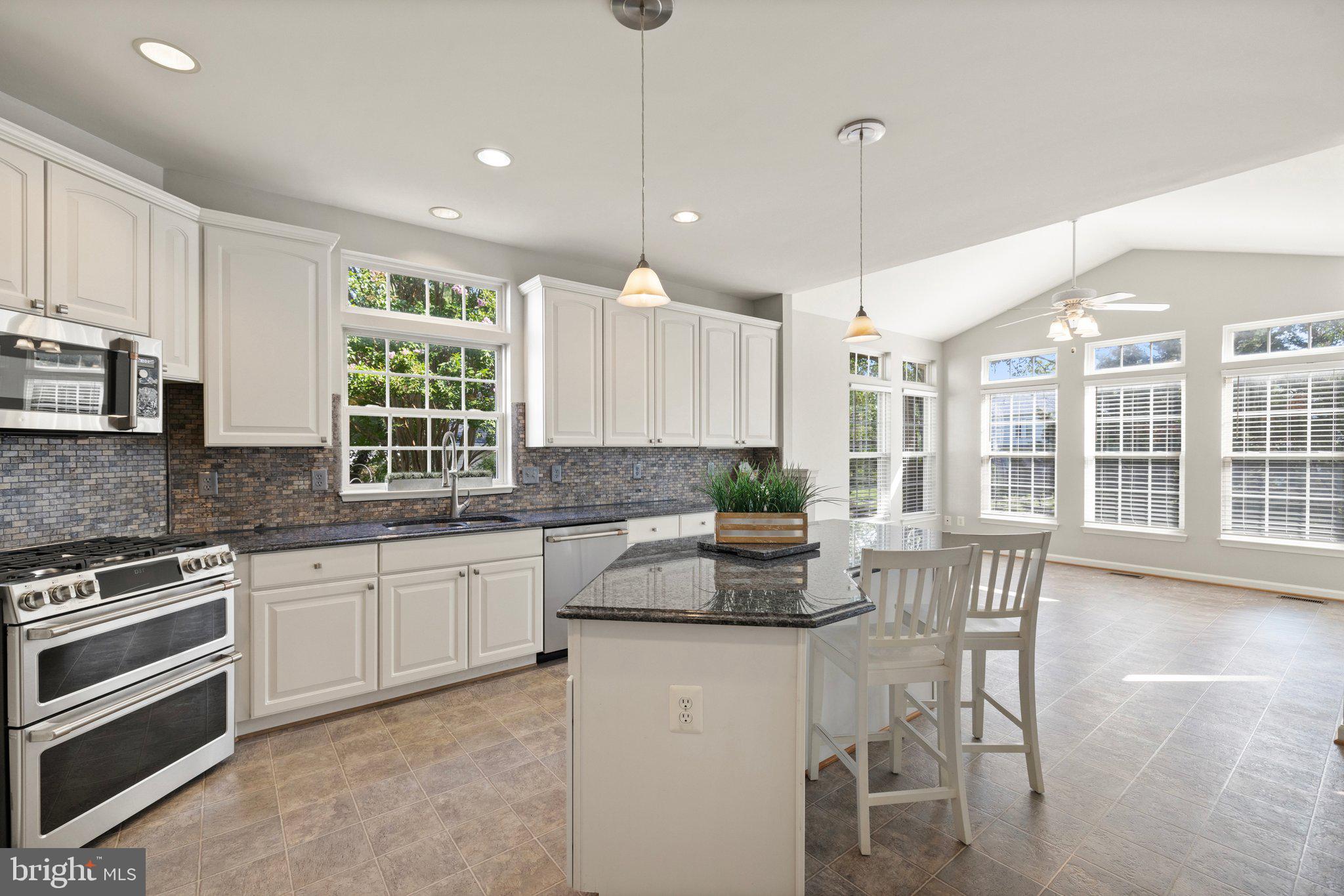 EIGHTEENTH CENTURY HAYMARKET - Residential