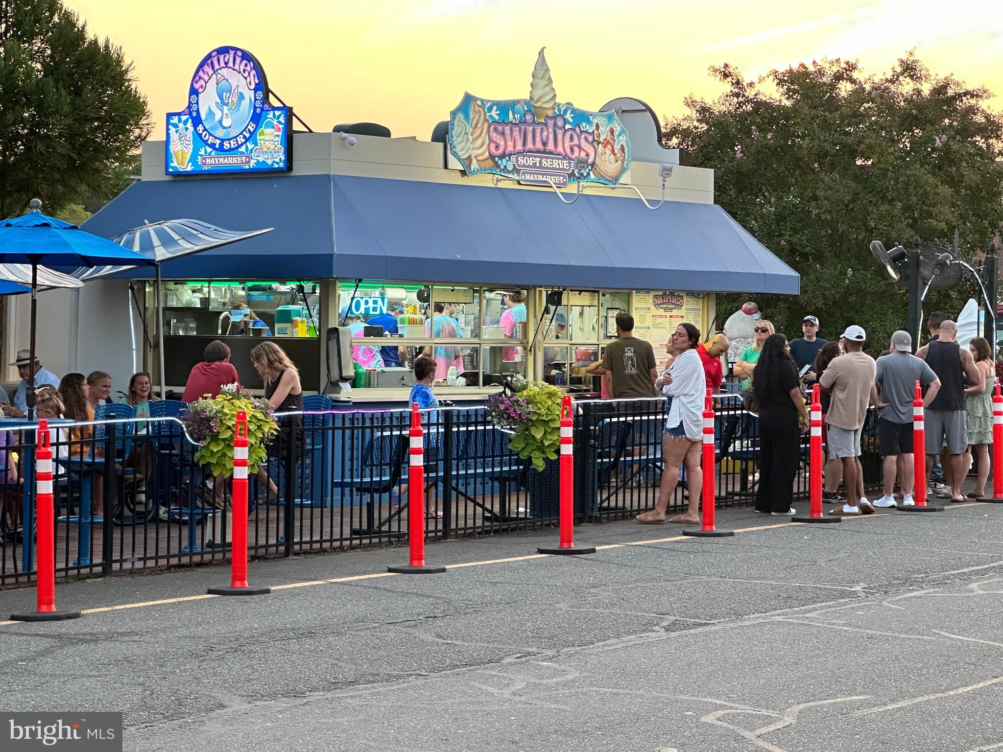 EIGHTEENTH CENTURY HAYMARKET - Residential