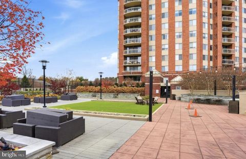 Tiny photo for 5802 Nicholson Lane #2-607, ROCKVILLE, MD 20852 (MLS # MDMC2230932)