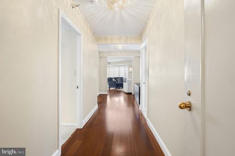 Tiny photo for 5802 Nicholson Lane #2-607, ROCKVILLE, MD 20852 (MLS # MDMC2230932)