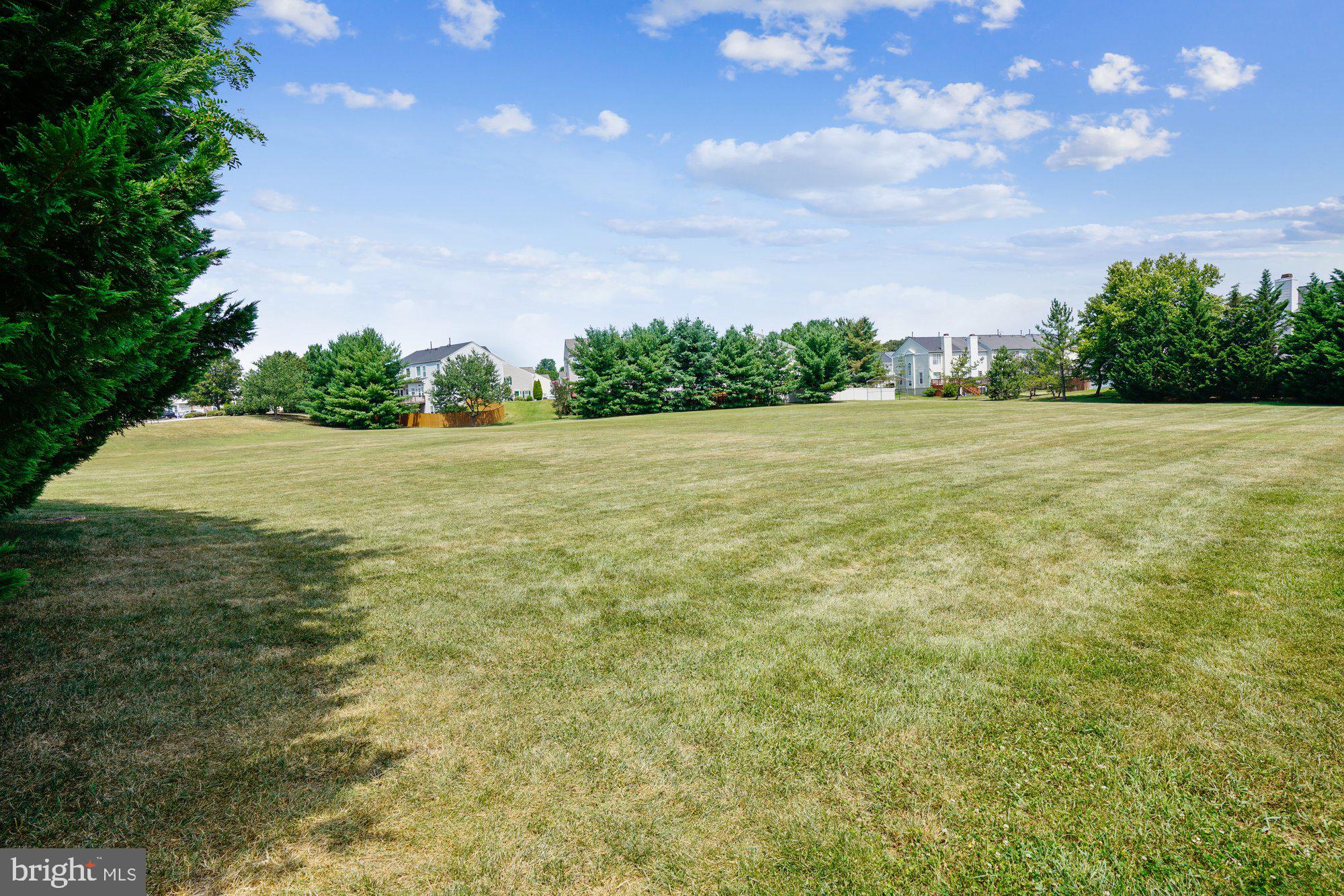 SEVEN OAKS - Residential