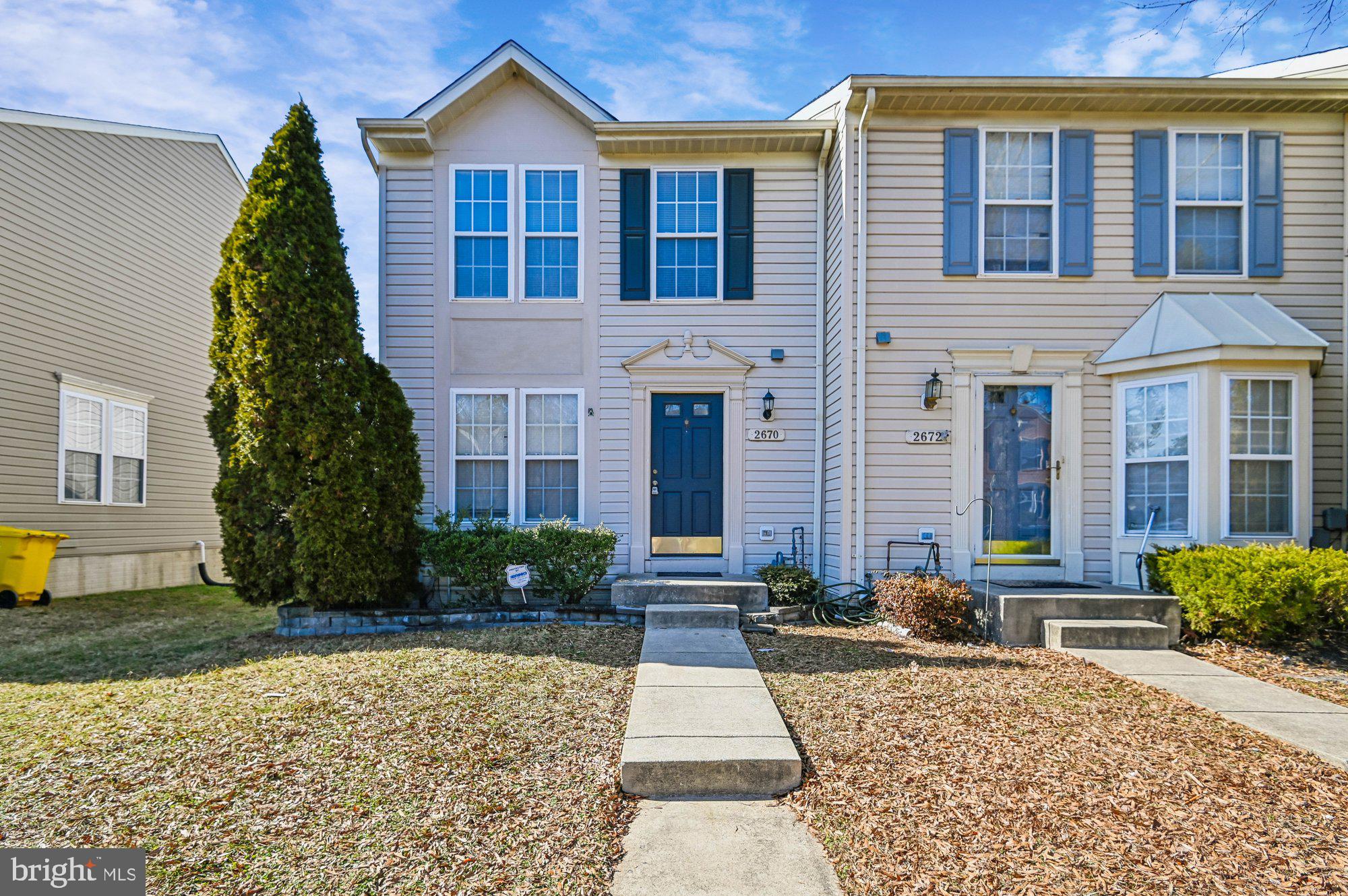 SEVEN OAKS - Residential