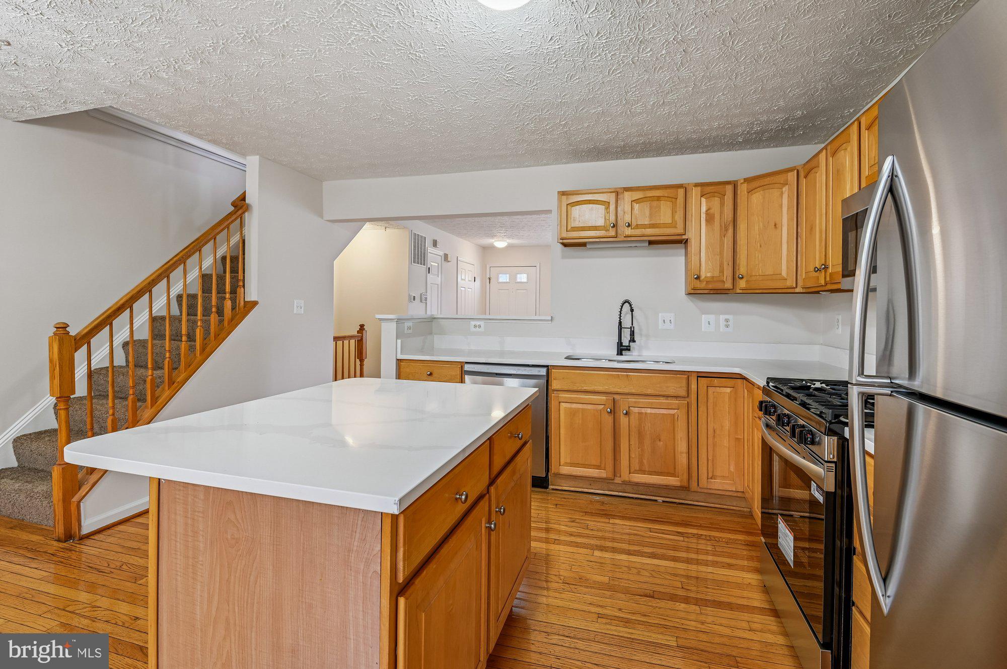 SEVEN OAKS - Residential