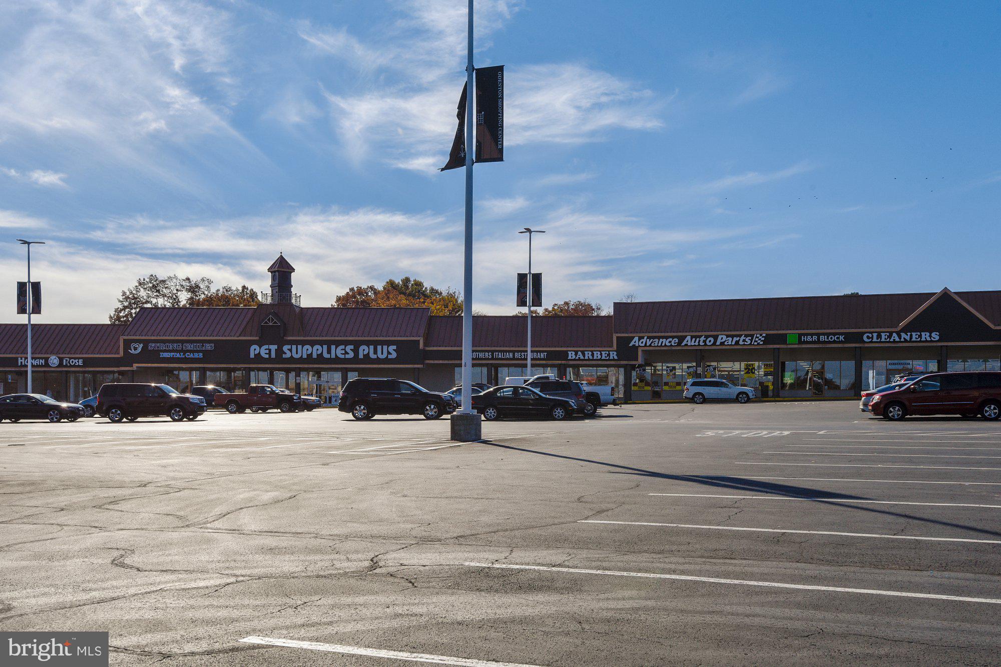 SEVEN OAKS - Residential