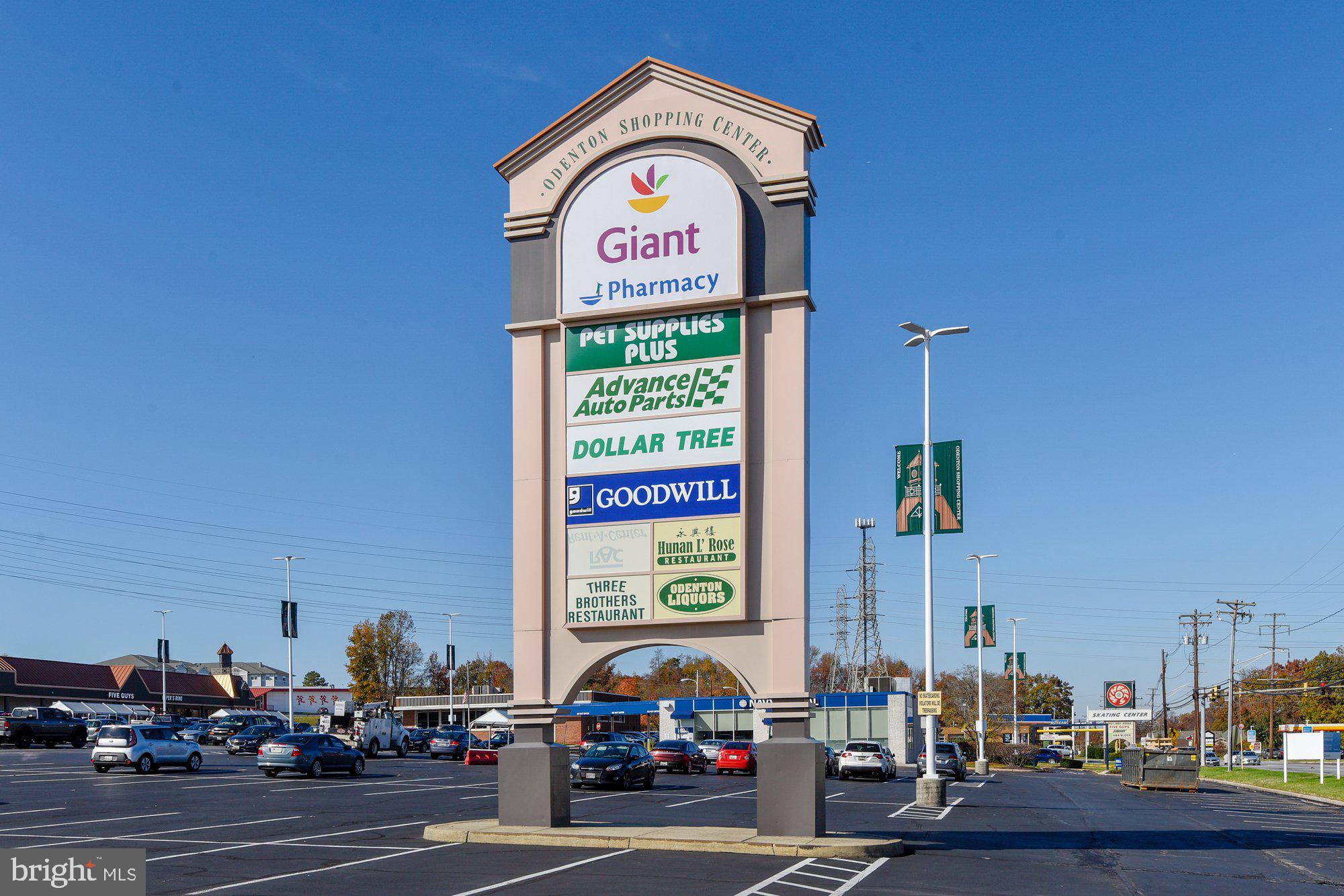 SEVEN OAKS - Residential