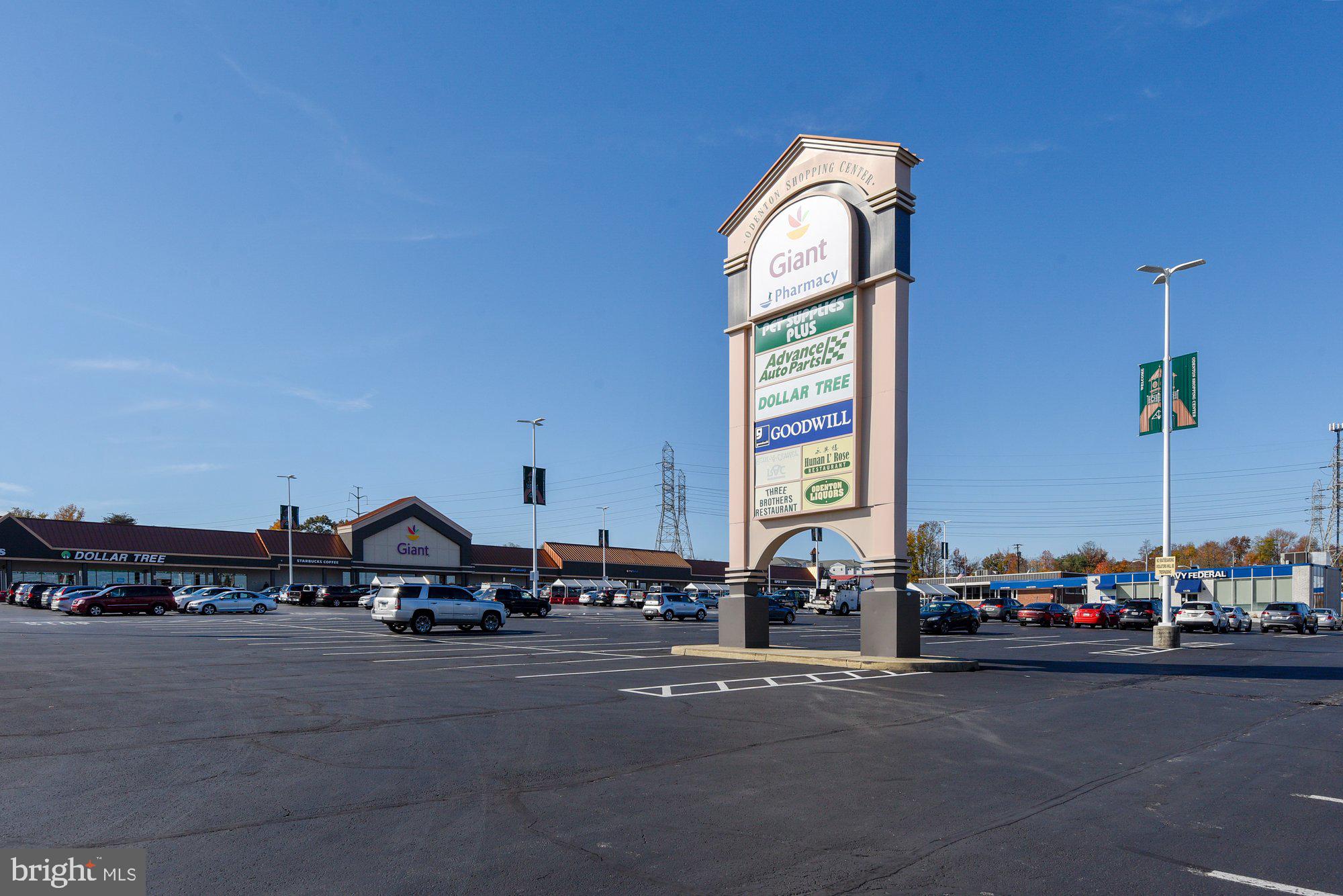 SEVEN OAKS - Residential