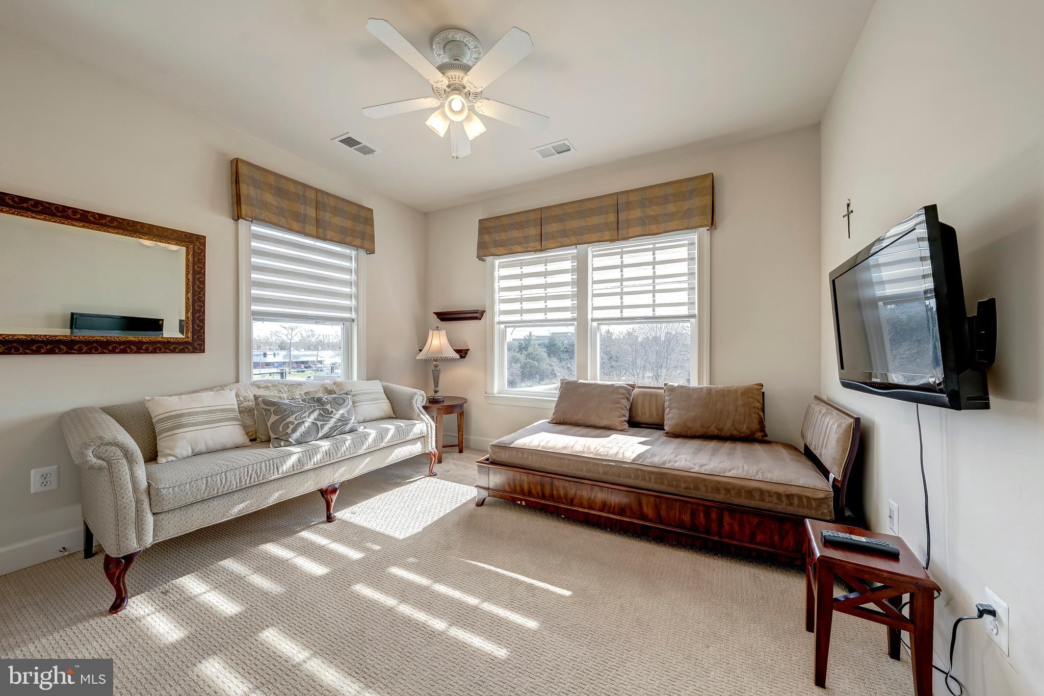 SOUTH VAN BUREN - Residential