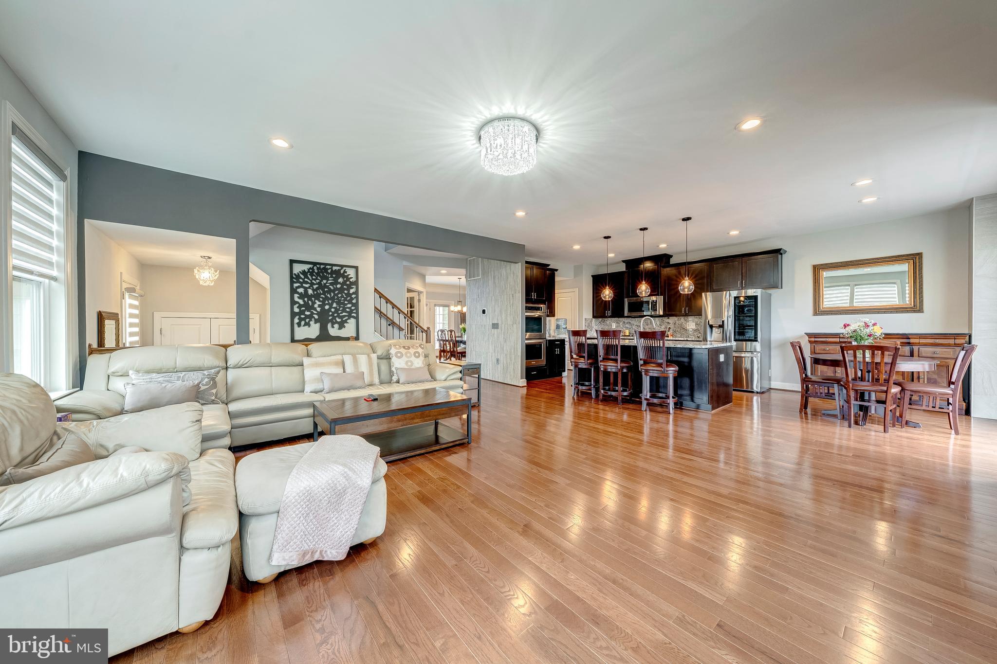 SOUTH VAN BUREN - Residential