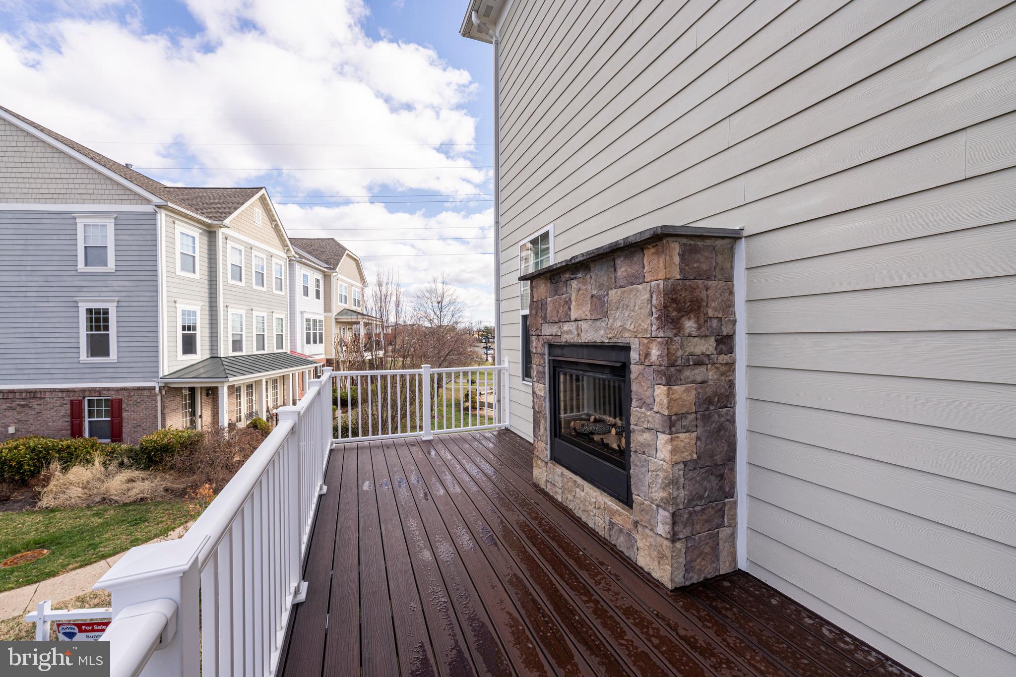 SOUTH VAN BUREN - Residential