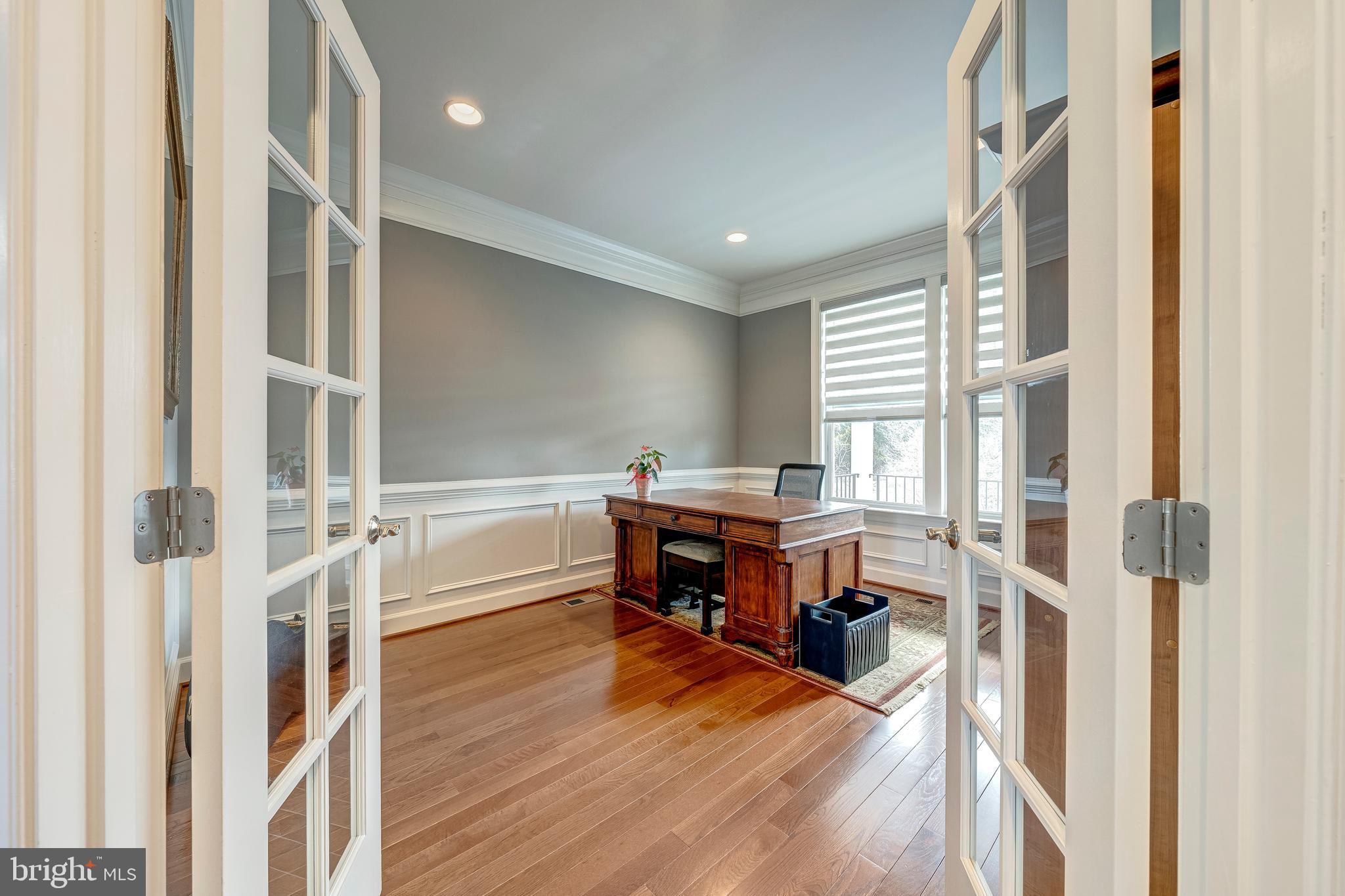 SOUTH VAN BUREN - Residential