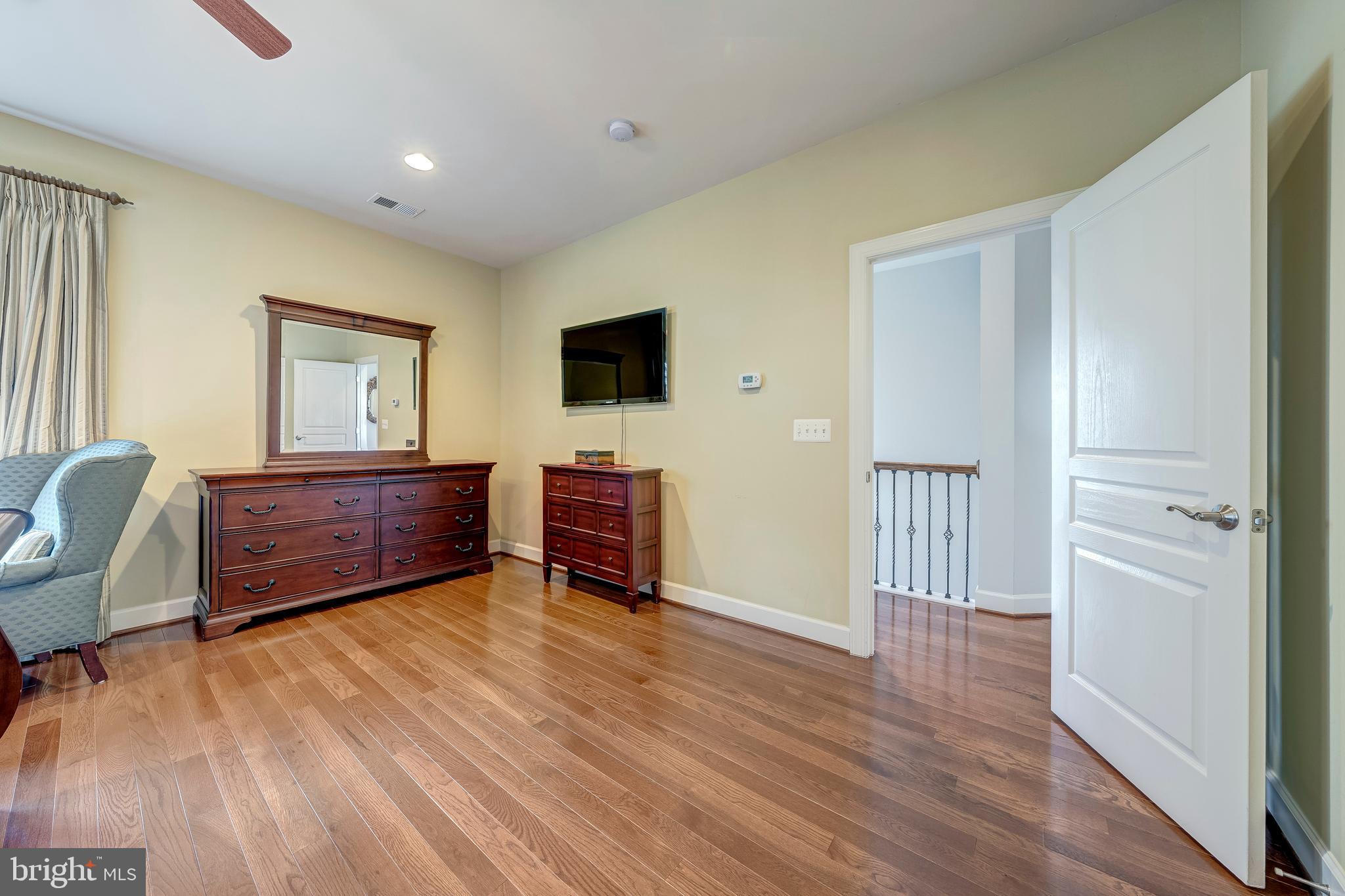 SOUTH VAN BUREN - Residential