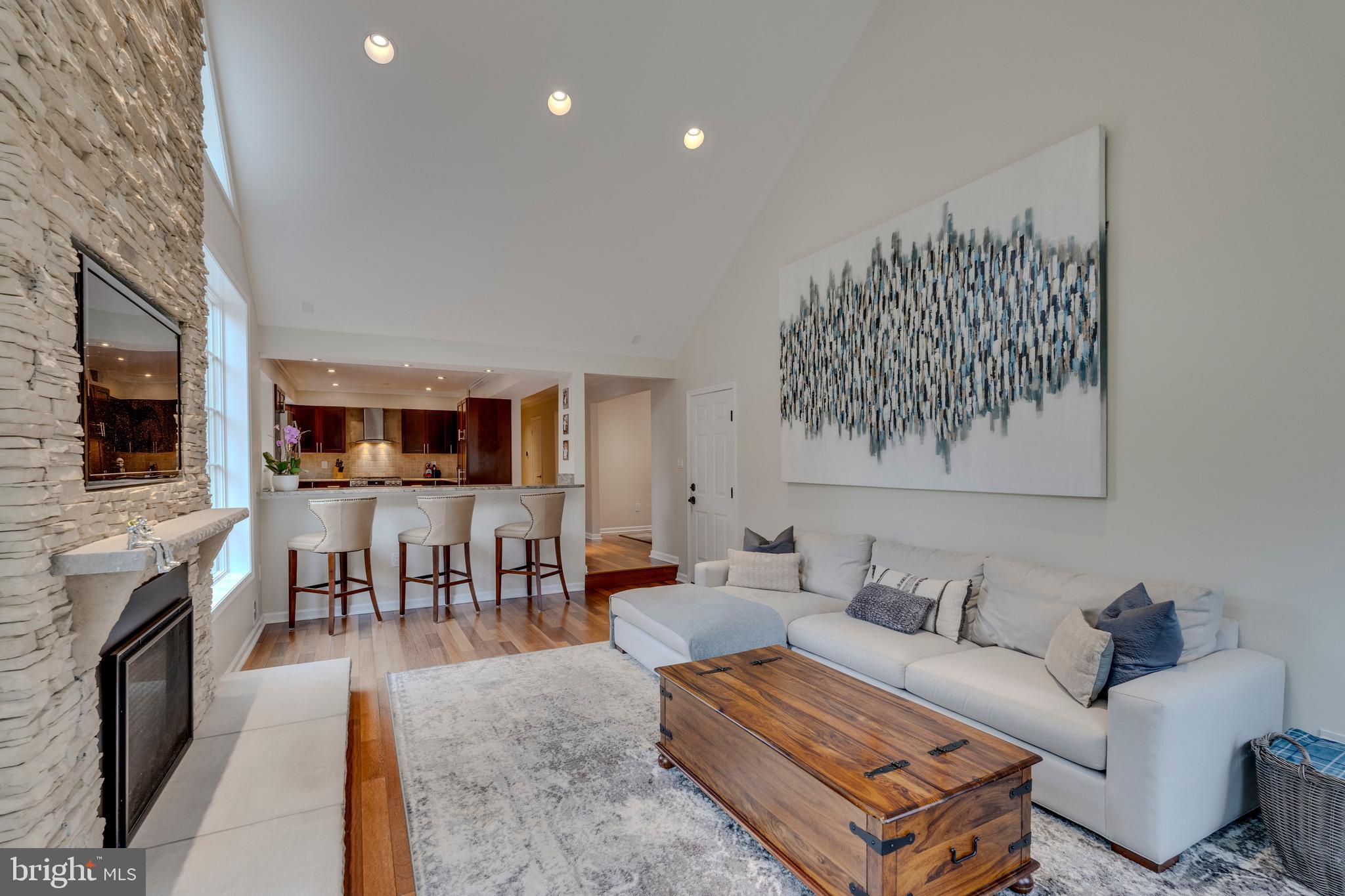 TIMBERLAWN - Residential