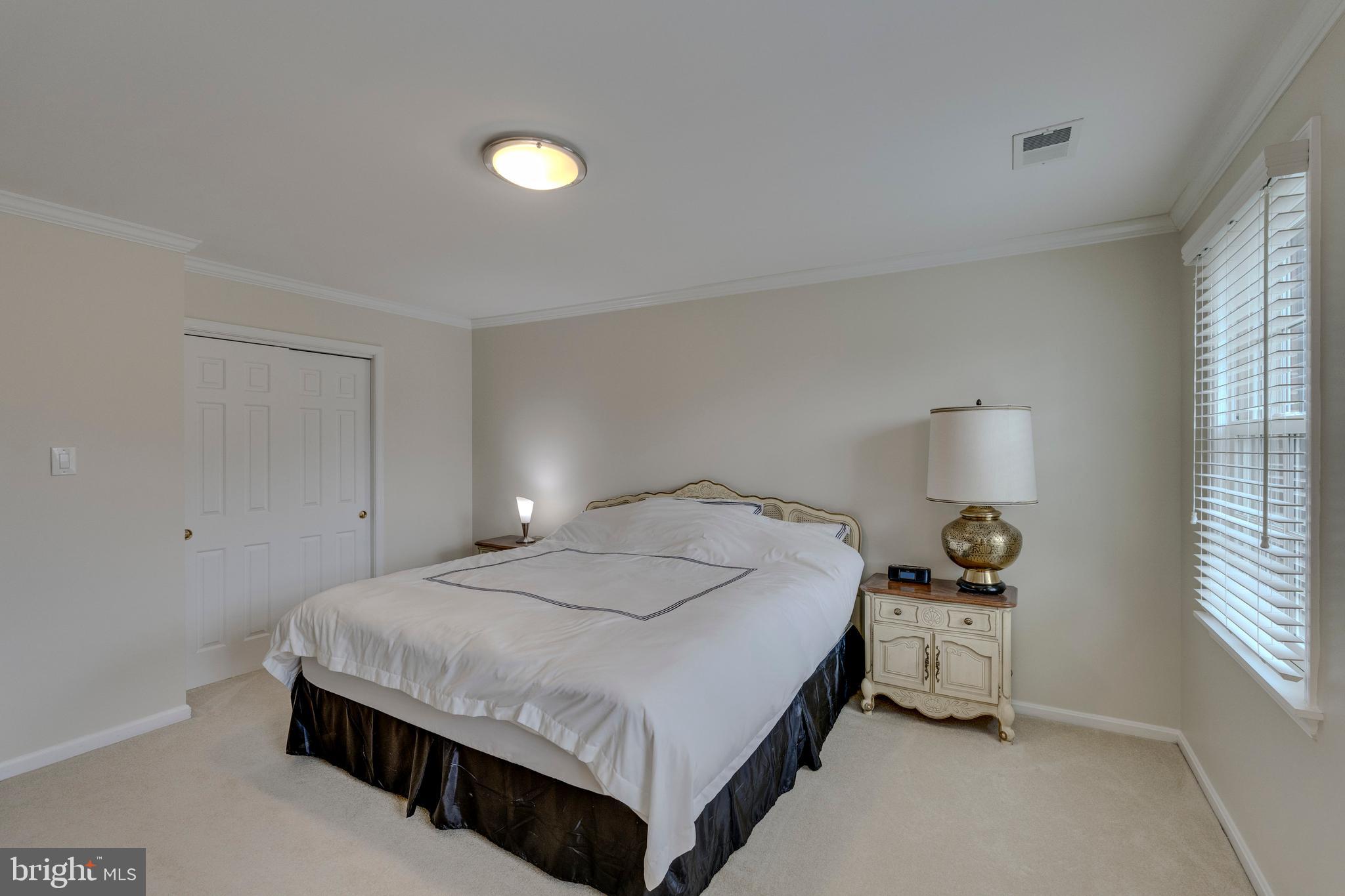 TIMBERLAWN - Residential