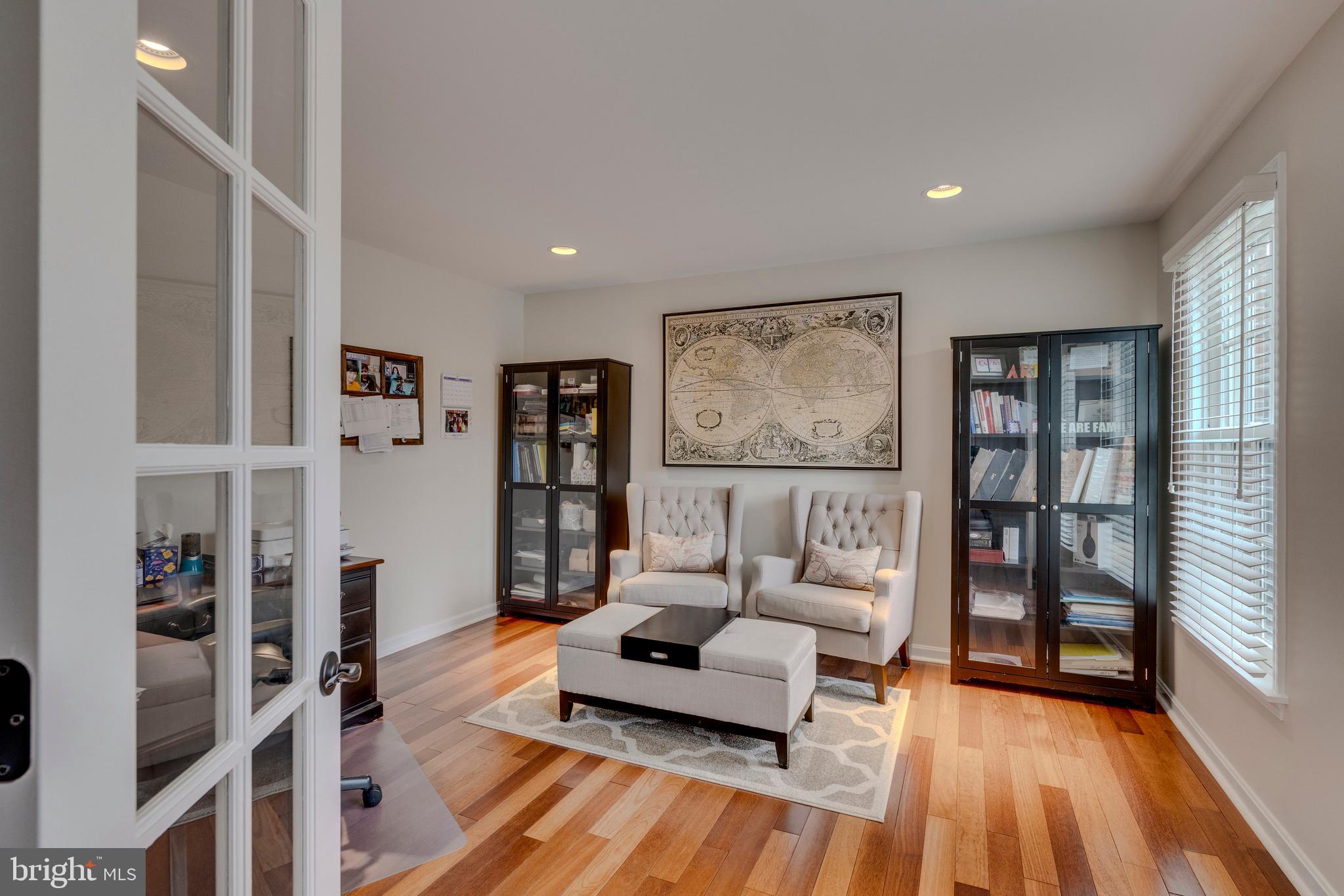 TIMBERLAWN - Residential