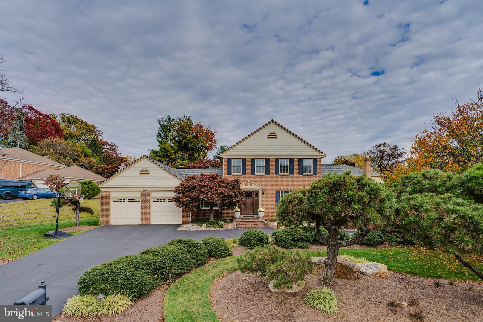 TIMBERLAWN - Residential