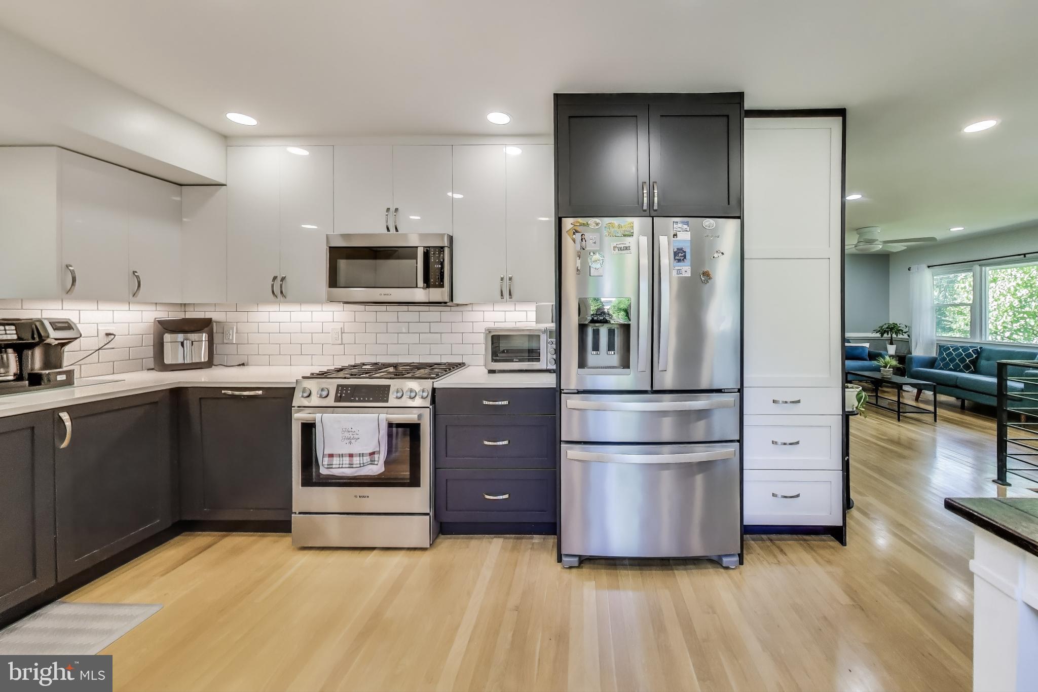 WHEATON WOODS - Residential